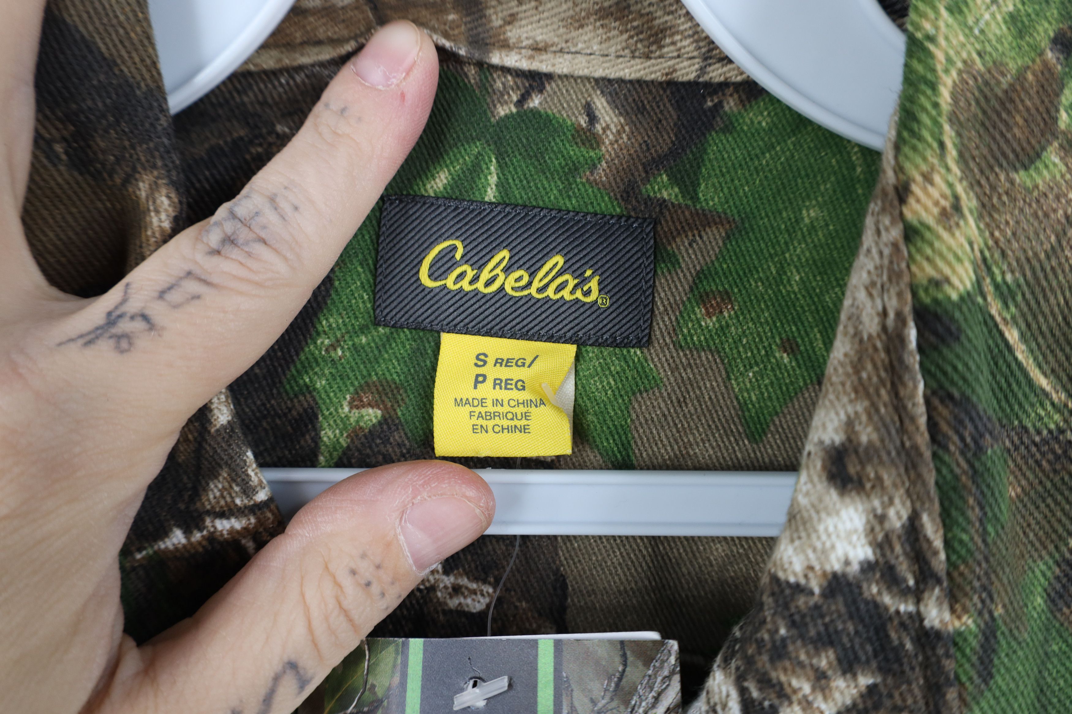 Cabelas Deadstock Vintage Y2K Cabelas Camouflage Twill Button Shirt Size US S / EU 44-46 / 1 - 6 Thumbnail