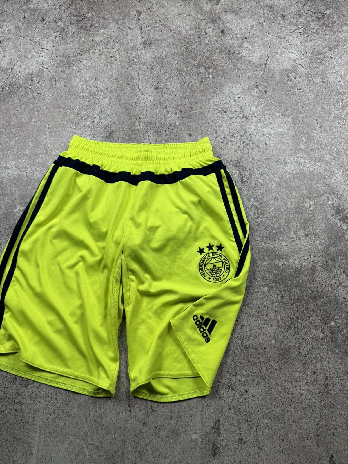 Adidas Vintage Adidas Fenerbahce Y2K Track Soccer Shorts Football Size US 30 / EU 46 - 2 Thumbnail