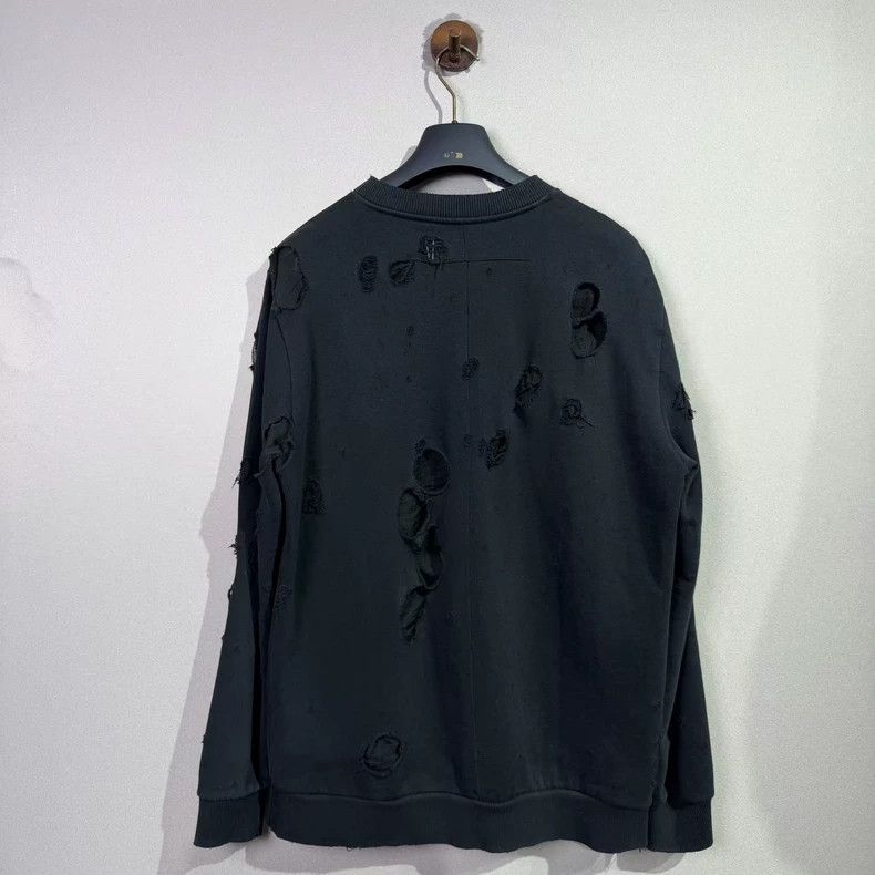 Givenchy Givenchy Black large hole lettering round neck sweatshirt Size US S / EU 44-46 / 1 - 2 Thumbnail