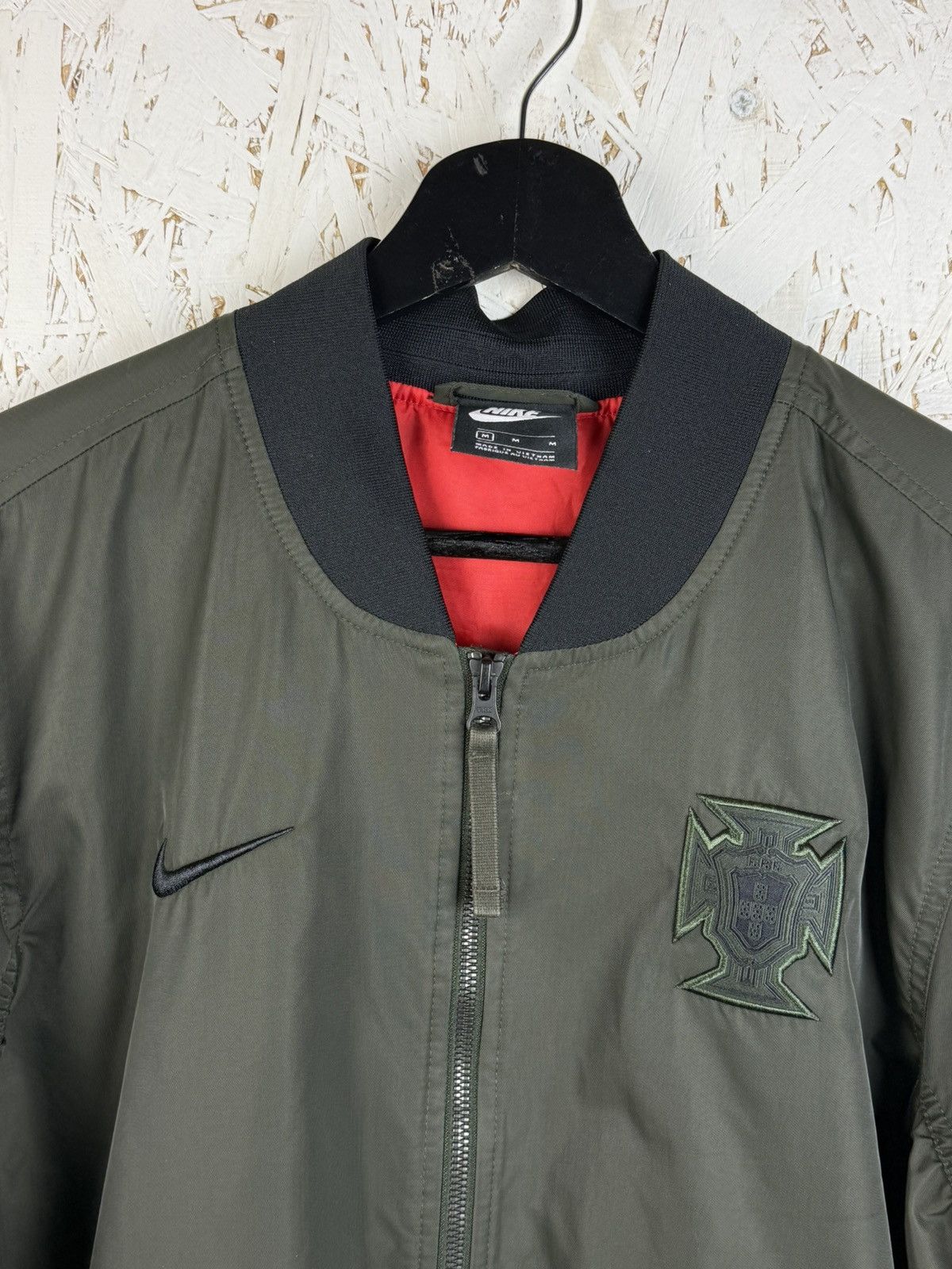 Nike Nike Portugal NSW Bomber Jacket Green Size L Size US L / EU 52-54 / 3 - 2 Thumbnail