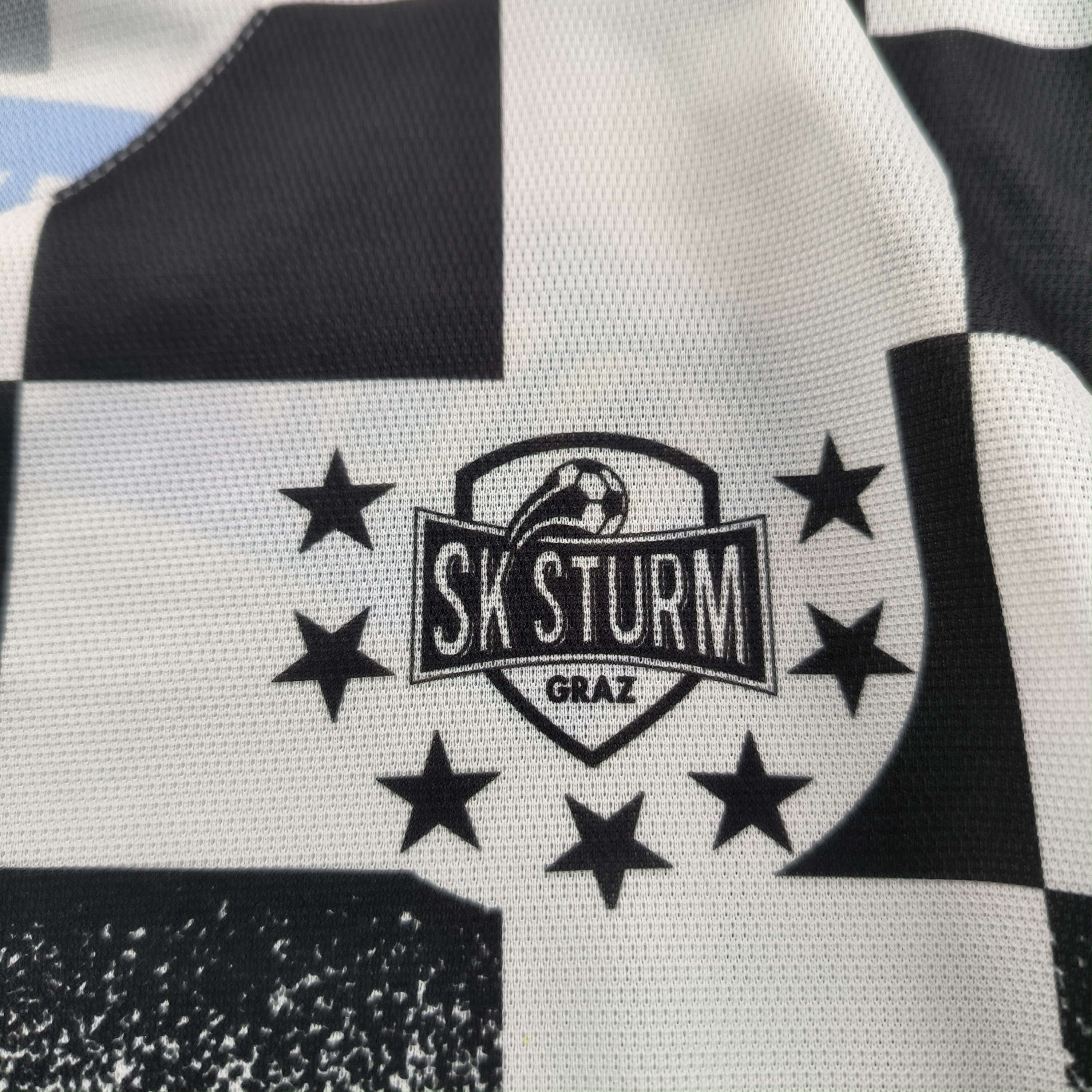 Puma Sturm Graz 2003-04 Puma home football jersey size M Size US M / EU 48-50 / 2 - 4 Thumbnail