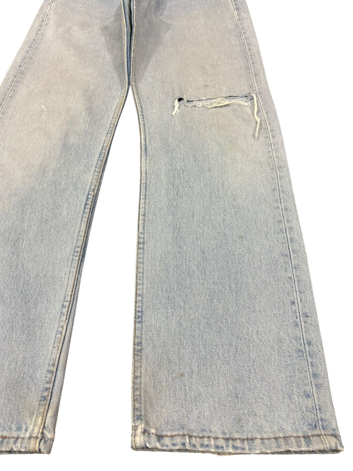 Levi's Vintage 90s Levis 501 Light Wash Distressed Loose Jeans Size US 30 / EU 46 - 7 Thumbnail
