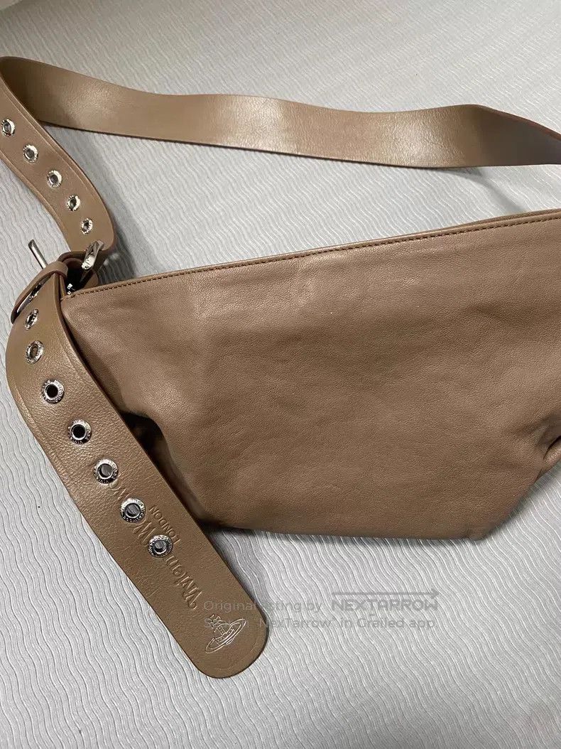 Vivienne Westwood Vivienne Westwood size OS Adjustable shoulder strap letter Size ONE SIZE - 1 Thumbnail