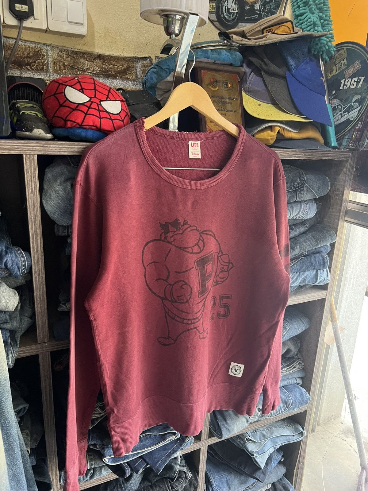 Disney 🔥Distressed Uniqlo x Disney Crewneck Sweatshirt Size US M / EU 48-50 / 2 - 11 Thumbnail