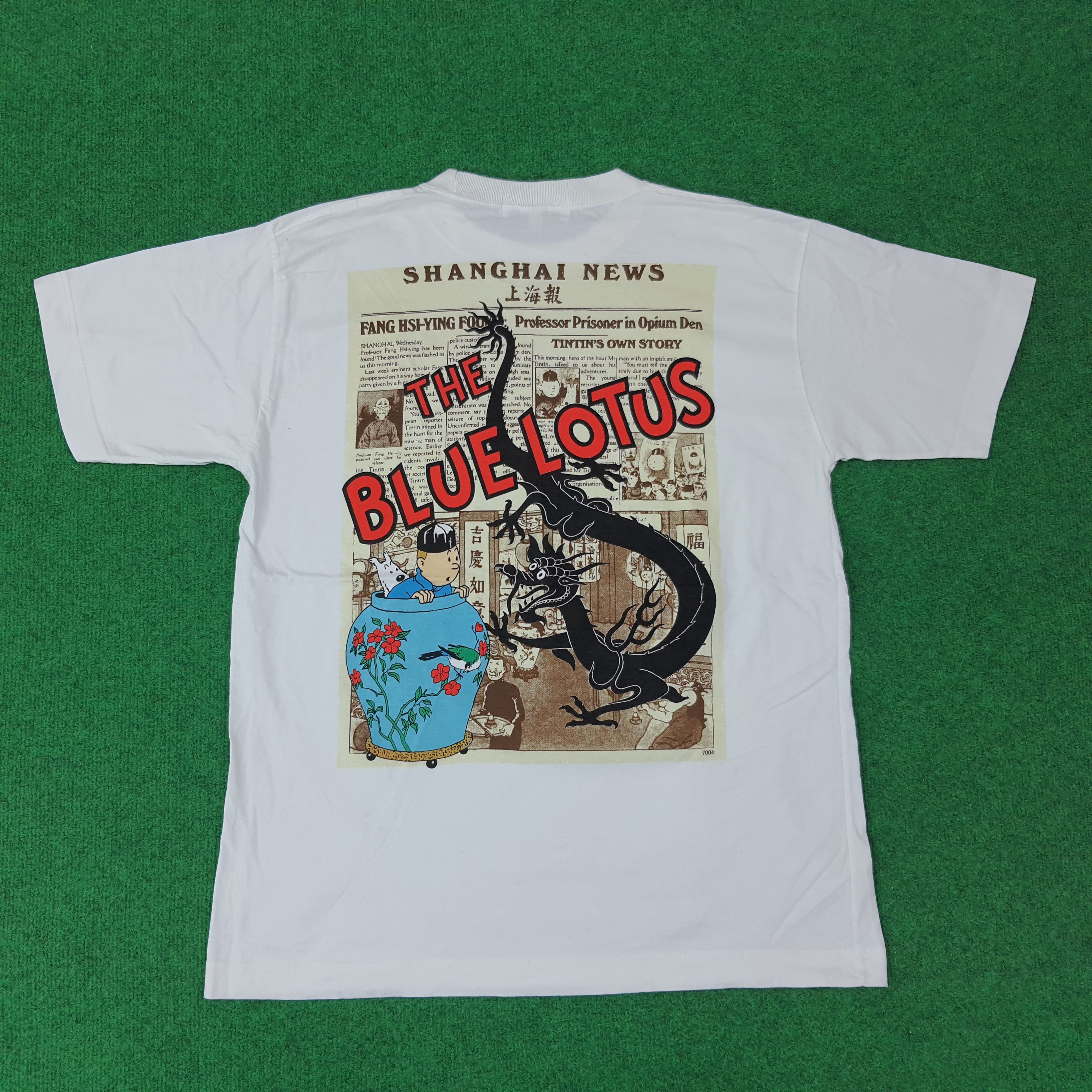 Vintage Vintage Adventure of Tintin The Blue Lotus Tshirt C259N5 Size US L / EU 52-54 / 3 - 1 Thumbnail