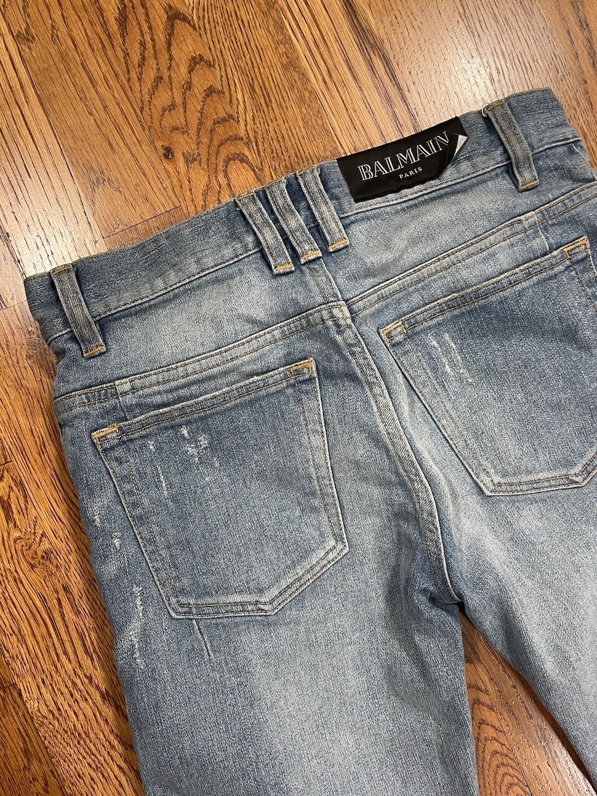 Balmain Balmain Tapered Faded Jeans Blue RH15291Z014 Men’s Size 28 Size US 28 / EU 44 - 4 Thumbnail