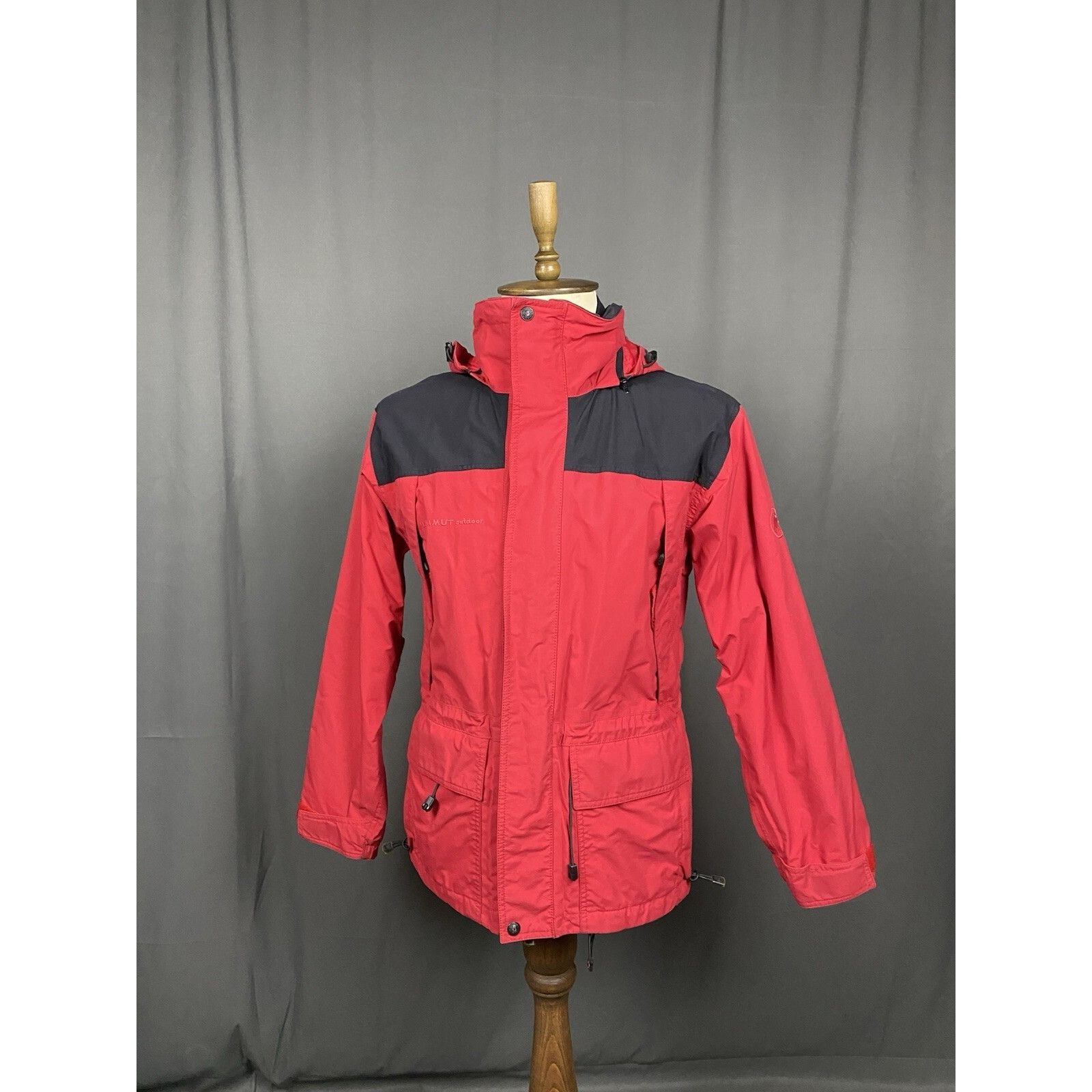 Mammut Mammut Gore-Tex XCR Men's Red Waterproof Windbreaker Jacket Size US S / EU 44-46 / 1 - 2 Thumbnail