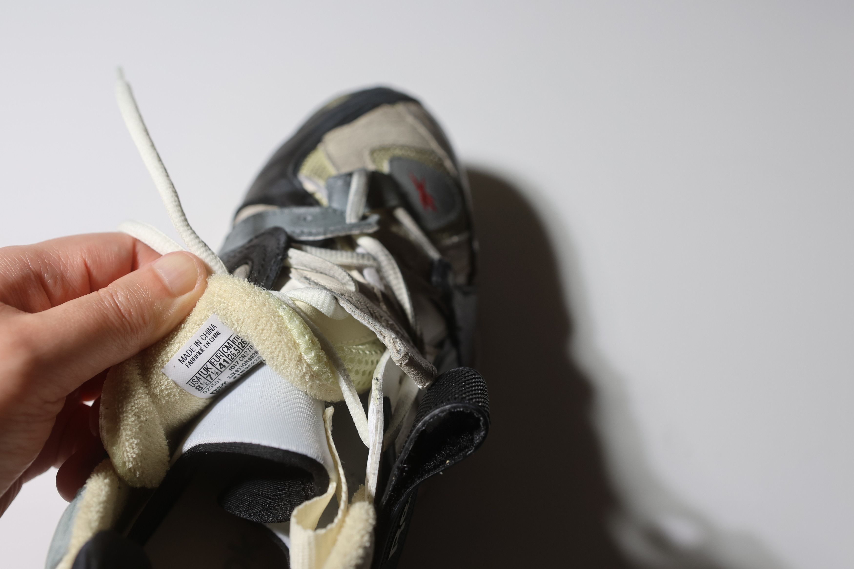 Reebok × Vetements Reebok x Vetements Genetically Modified Pump Dirty Grey Size US 8.5 / EU 41-42 - 8 Thumbnail