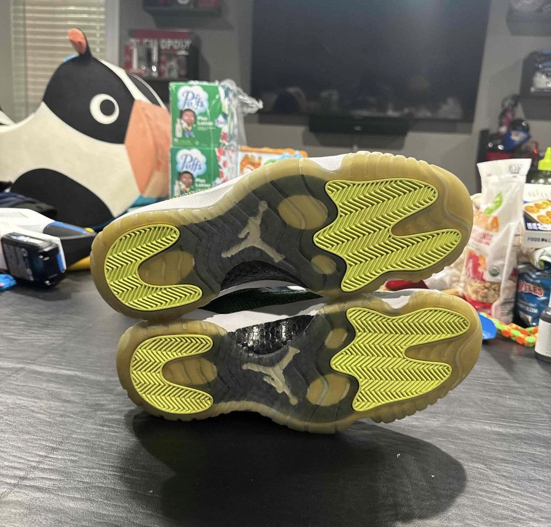 Jordan Brand Jordan 11 Low Snake Skin Green Size US 11.5 / EU 44-45 - 5 Thumbnail
