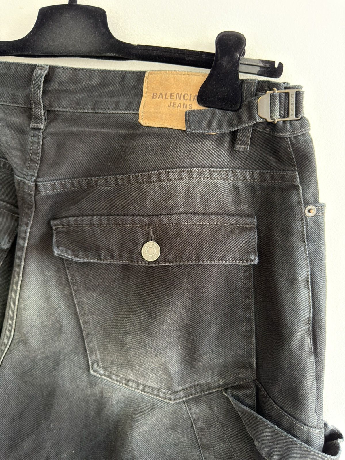 Balenciaga BALENCIAGA DEMNA BAGGY SKATER CARGO DENIM CARPENTER ITALY L Size US 34 / EU 50 - 8 Thumbnail
