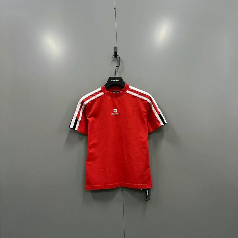 Balenciaga Balenciaga Red Side Stripe Logo Short Sleeve Size US M / EU 48-50 / 2 - 1 Thumbnail
