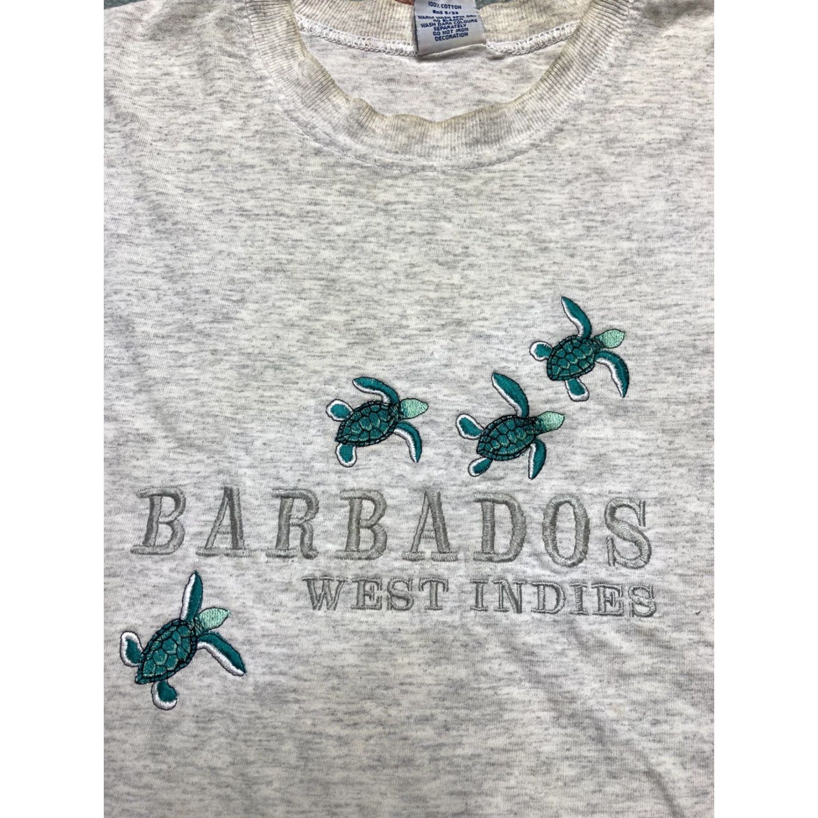 Vintage VINTAGE Barbados West Indies T-Shirt Sea Turtles Embroidered 90s Large Mens Gray, 90s Theme, Embroidered Accents, Sea Brand, T-Shirt, Size L Size US L / EU 52-54 / 3 - 2 Thumbnail