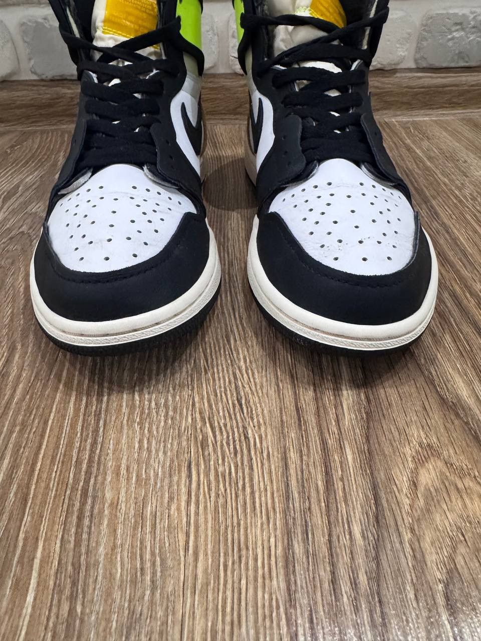 Nike Nike Air Jordan 1 Retro High OG Size 41 US 8 Size US 8 / EU 41 - 4 Thumbnail