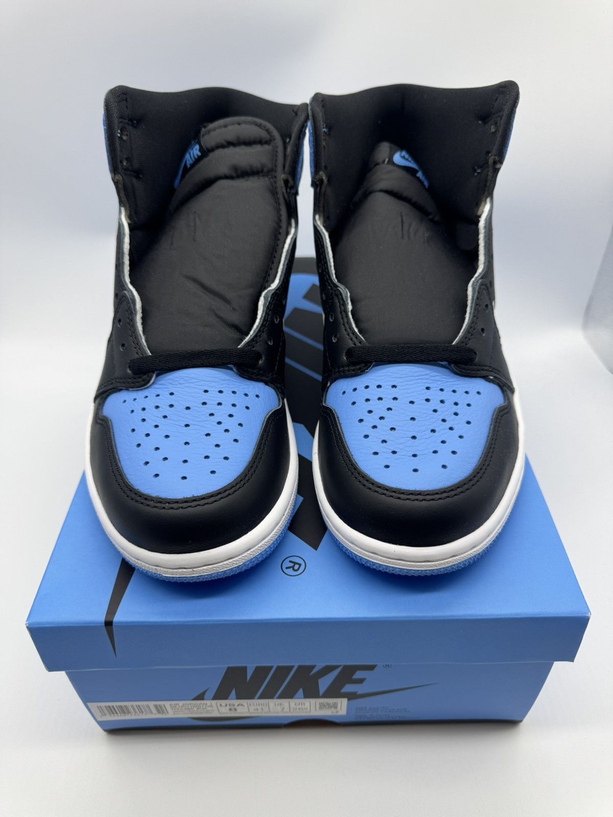 Nike Nike Air Jordan 1 Retro High OG UNC Toe University Blue Size US 8 / EU 41 - 4 Thumbnail