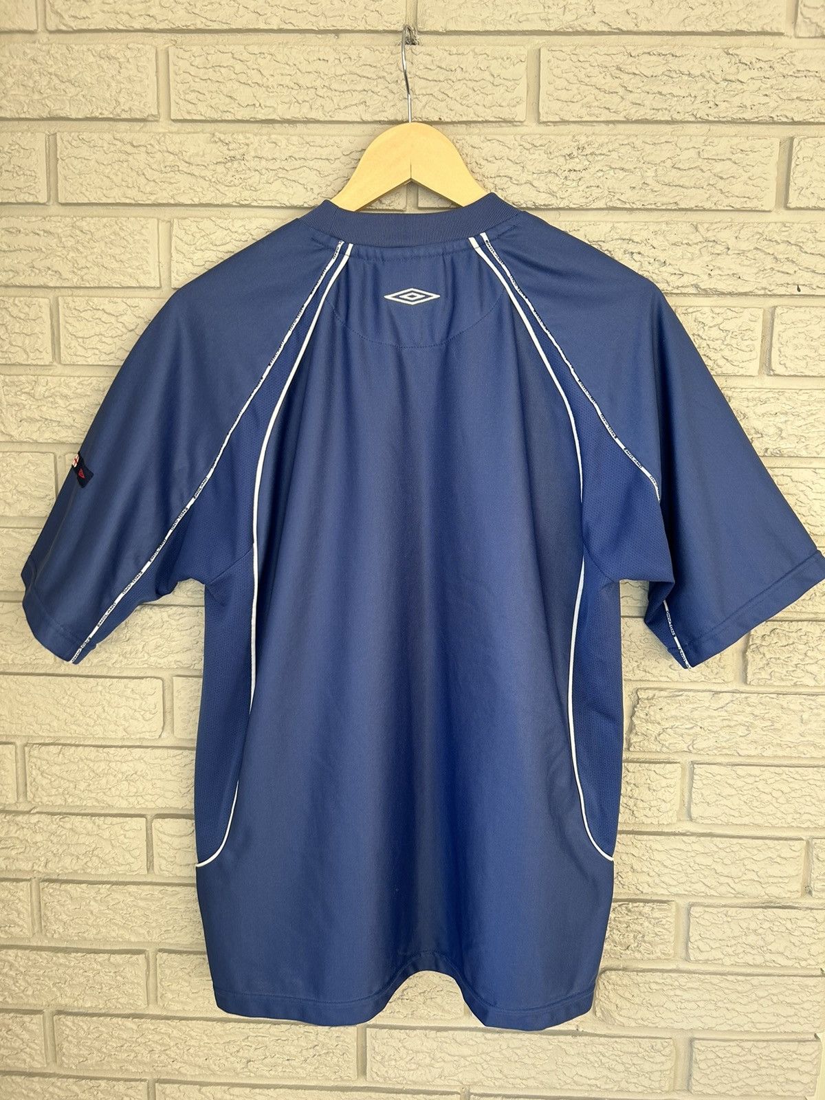 Umbro × Vintage Vintage 1999 Umbro England National Team Soccer Jersey Size US L / EU 52-54 / 3 - 7 Thumbnail
