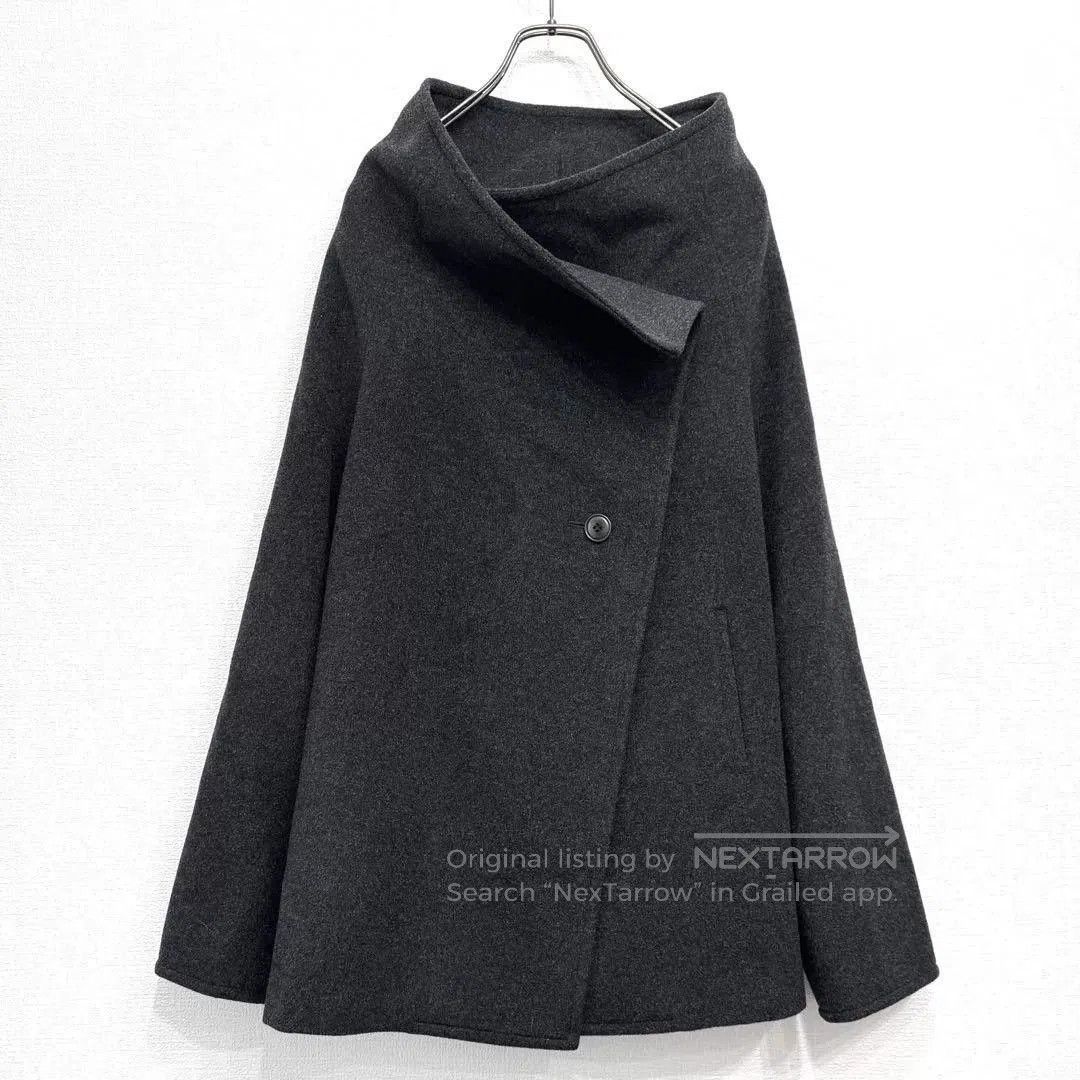 Y's Yohji Yamamoto Women's Wool Coat. Size M / US 6-8 / IT 42-44 - 1 Thumbnail