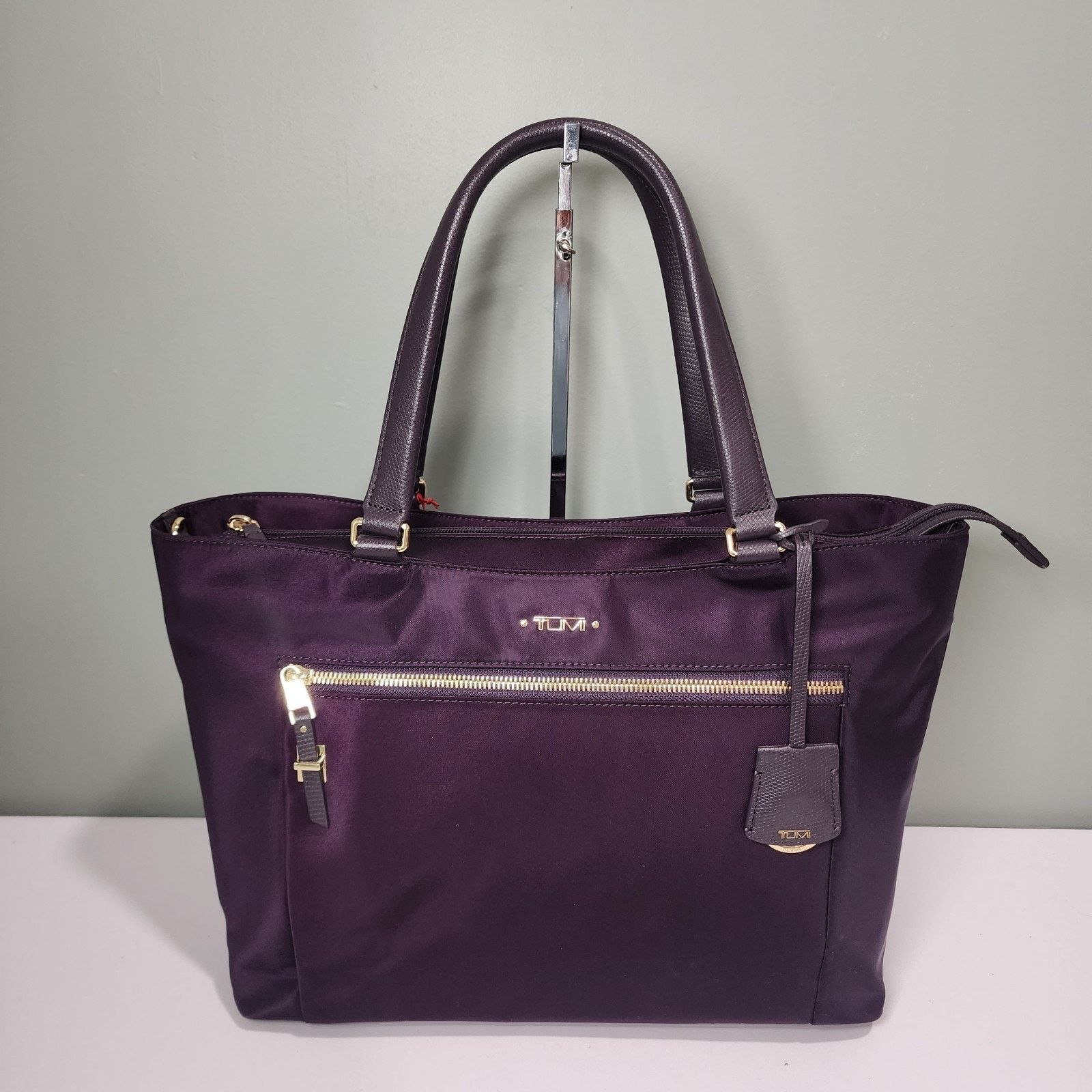 Tumi NWT Tumi Voyageur CATARINA MEDIUM Tote Bag BLACKBERRY PURPLE Size ONE SIZE - 1 Thumbnail
