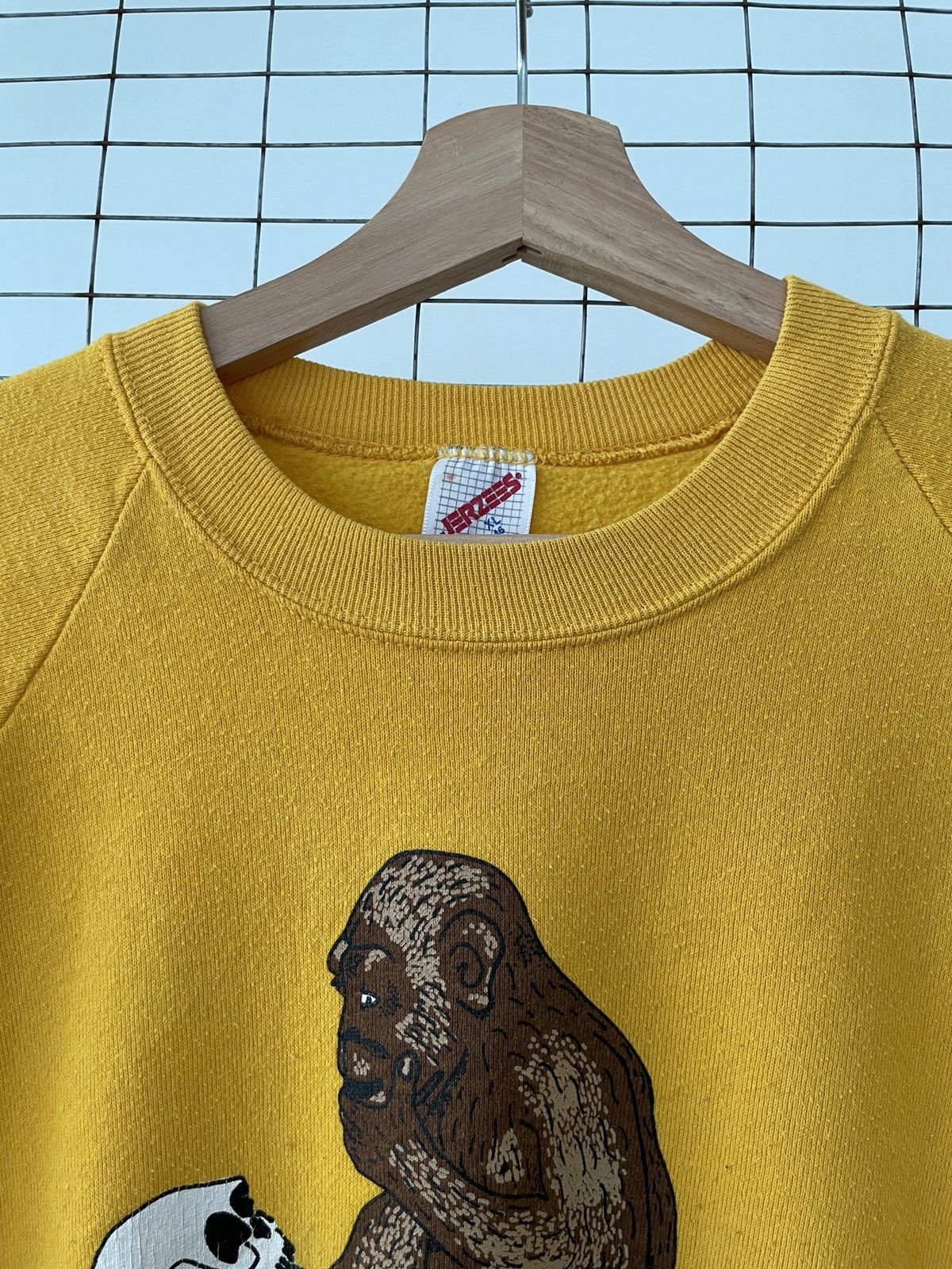 Jerzees × Vintage Vintage Jerzees Darwin Sweatshirt Size US XL / EU 56 / 4 - 3 Thumbnail