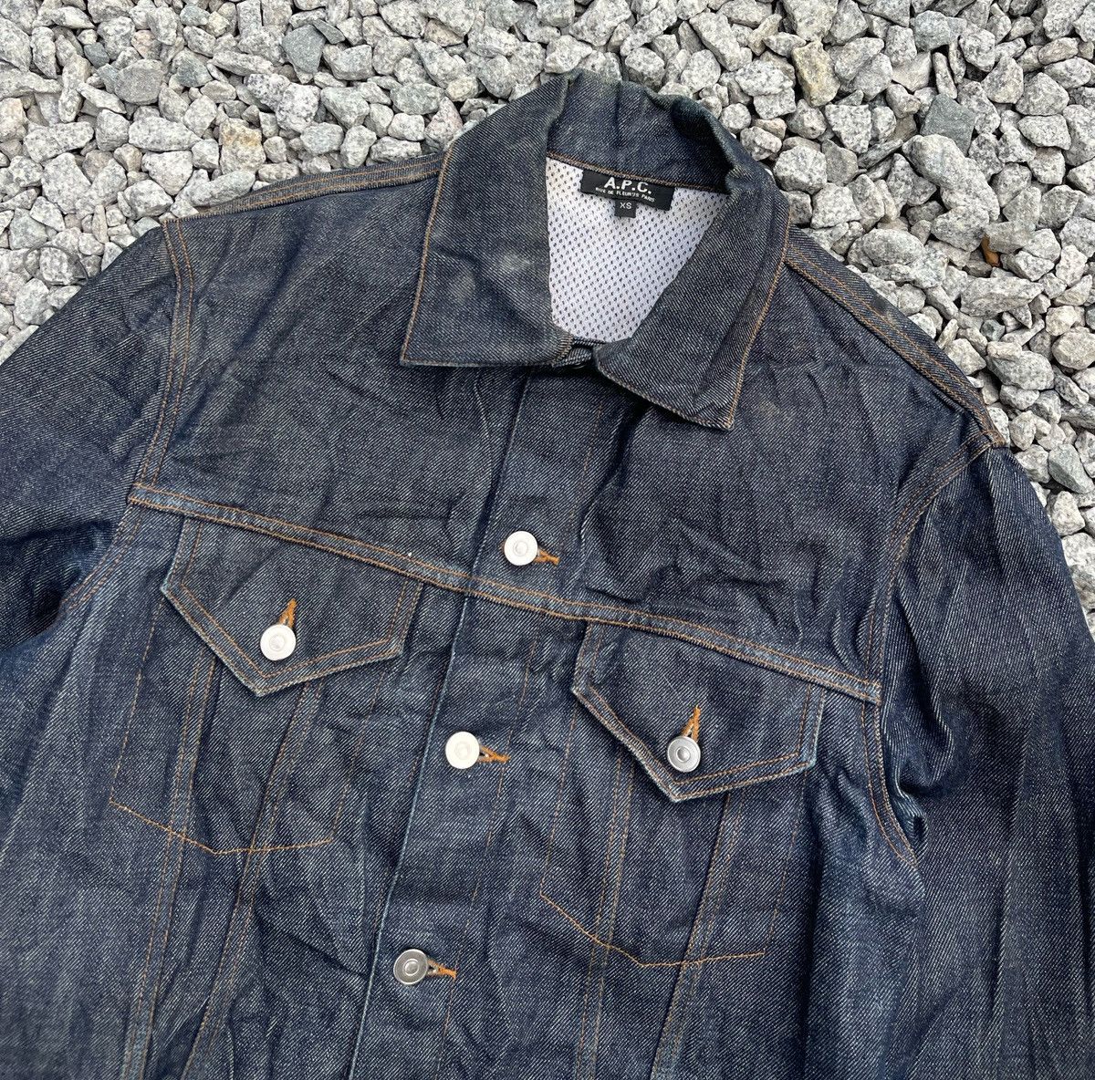 A.P.C. 🔥Vintage A.P.C. Japan Selvedge Denim Trucker Jacket Size US XS / EU 42 / 0 - 8 Thumbnail