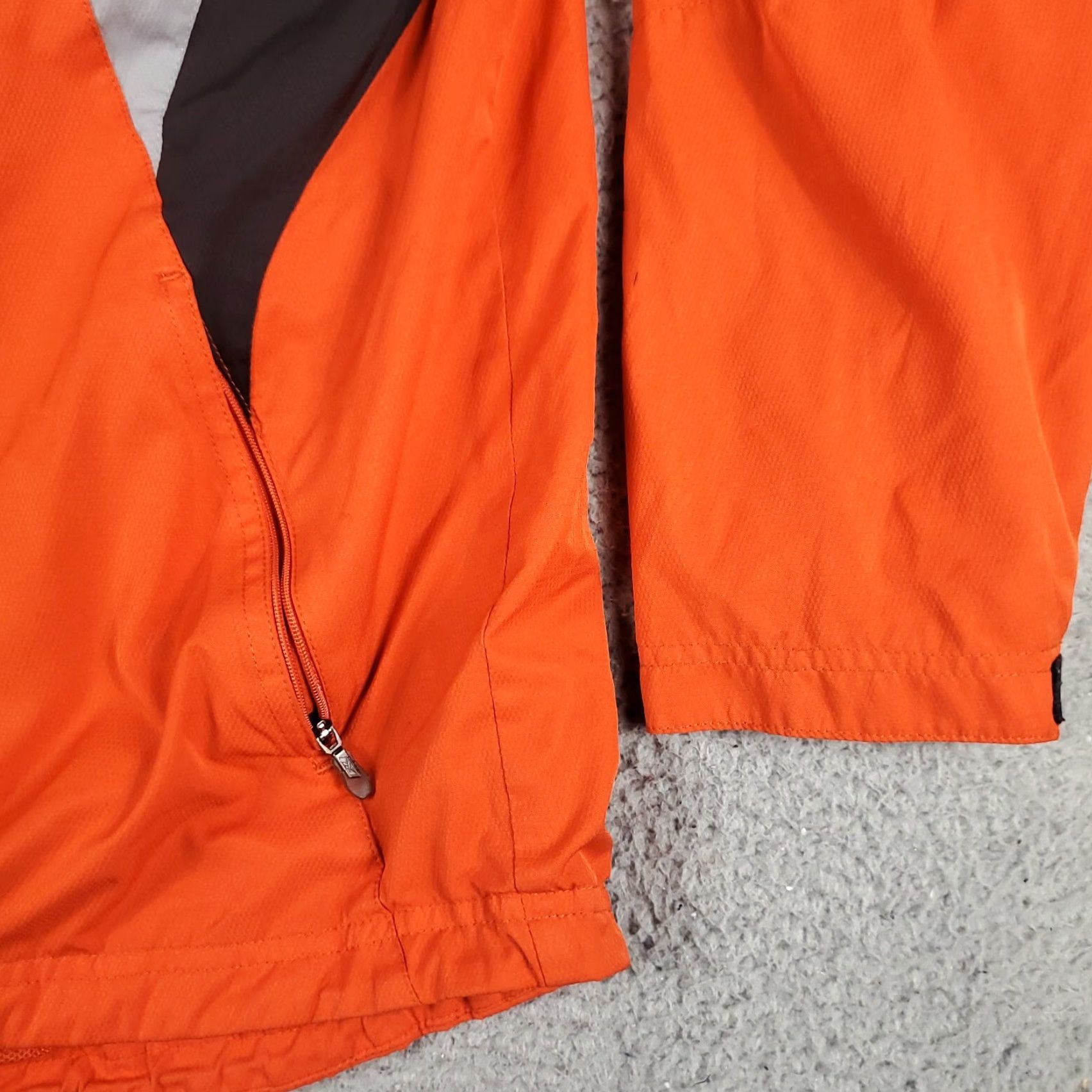 Reebok Reebok Jacket Mens XL Orange Full Zip Windbreaker Windbreaker / Jacket (Activewear, Casual) Mens XL Orange Classic Modern Outdoor Sports Size US XL / EU 56 / 4 - 4 Thumbnail