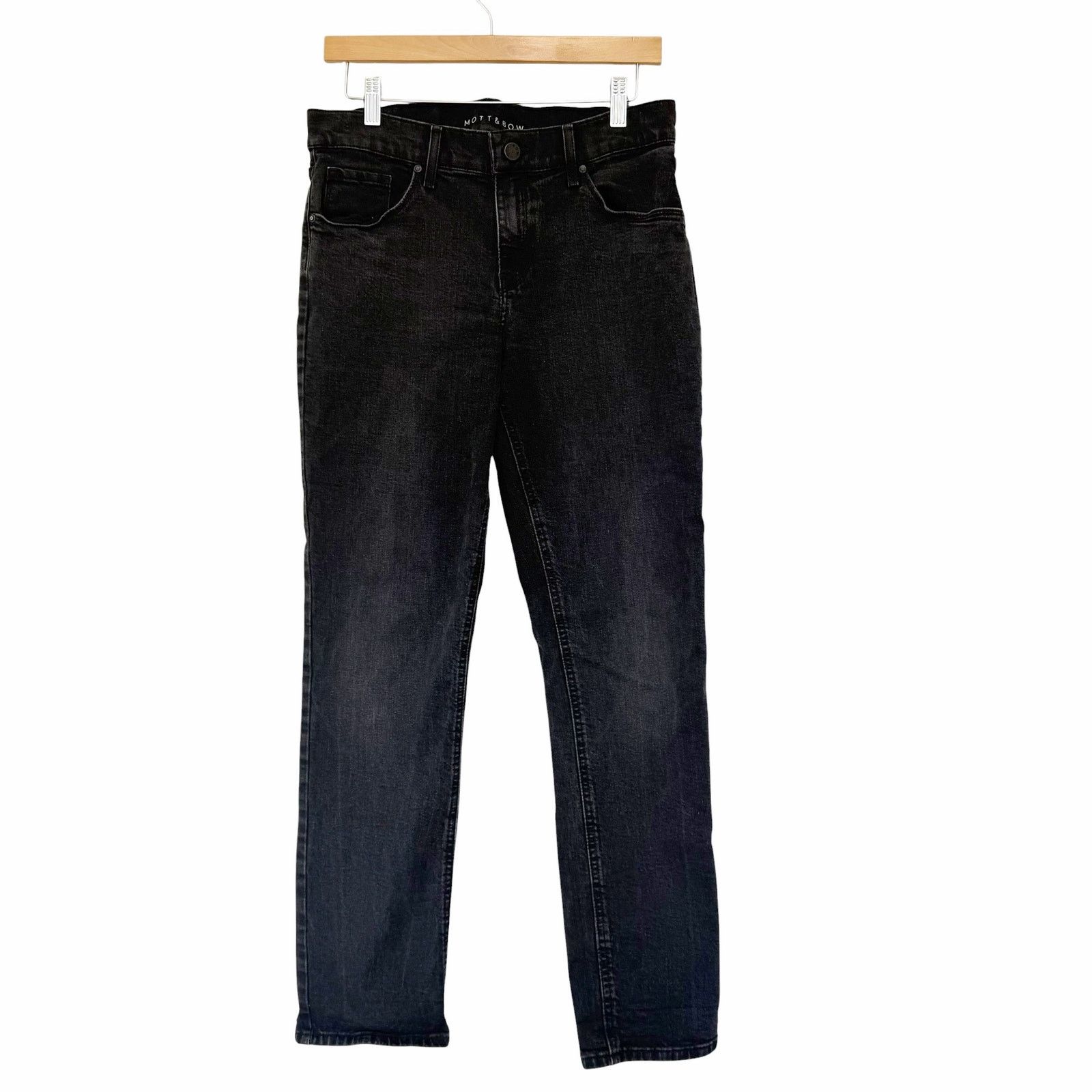 Mott & Bow Mott & Bow Black Boyfriend Jeans Sz 29x30 Size US 29 - 1 Thumbnail