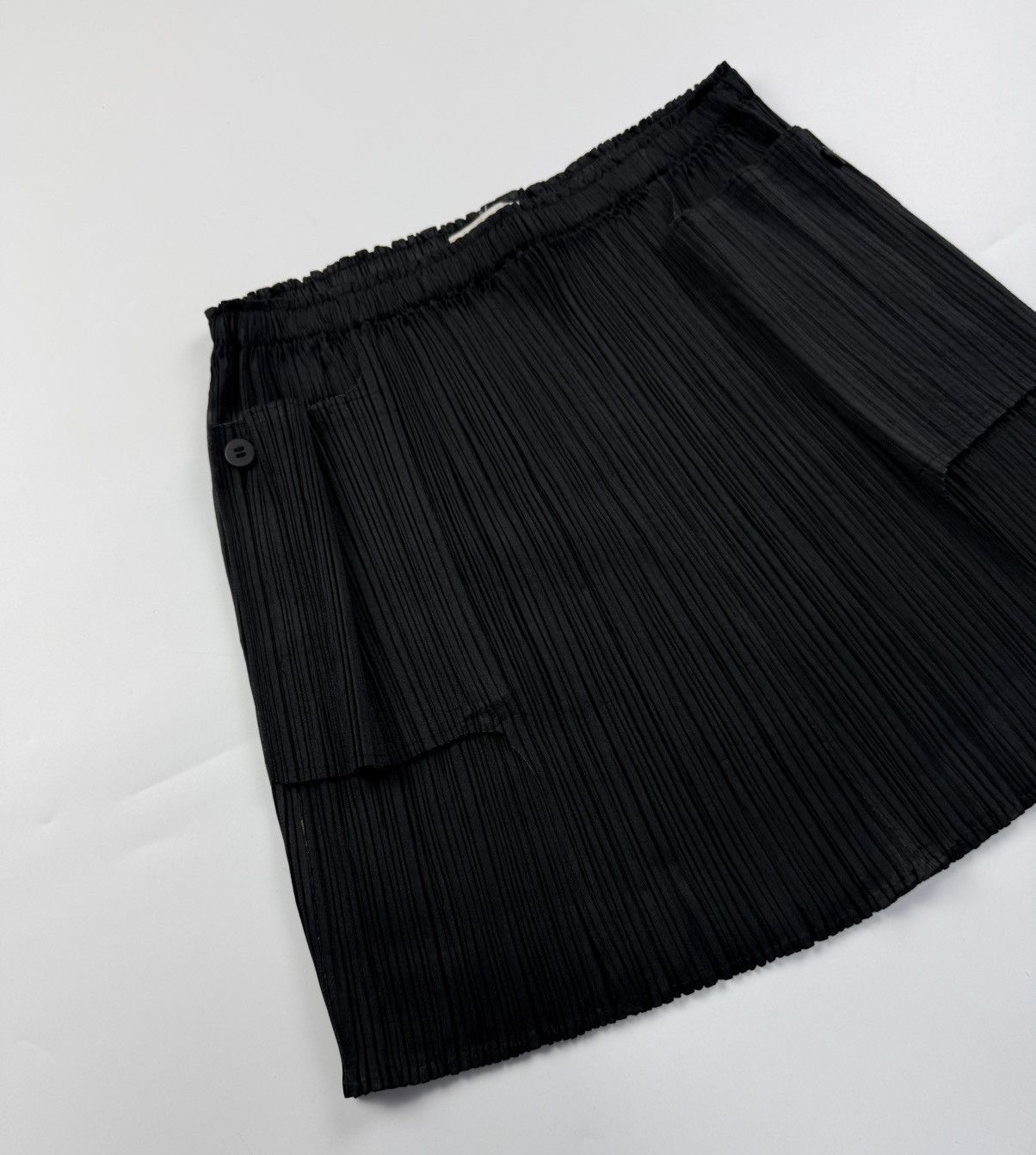 Pleats Please Issey Miyake Issey Miyake Pleats Please with Pocket Pleated Skirt Size 28" / US 6 / IT 42 - 3 Thumbnail