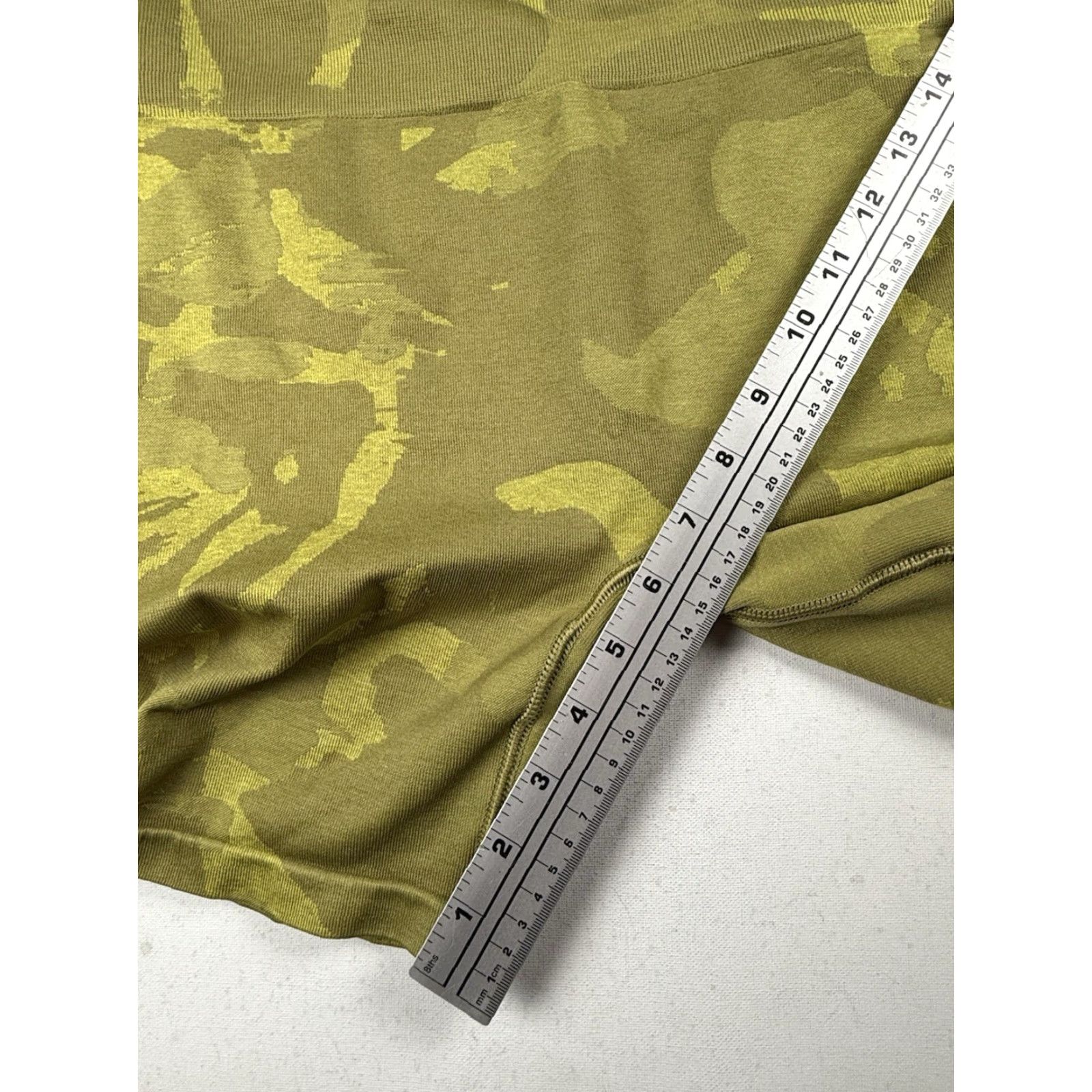 Gymshark GYMSHARK Shorts Biker Multicolor Camouflage 2XL Women Regular Elastic Waist Comfort Stretch High Waisted Seamless Workout Gym Size 40" / US 18 - 5 Thumbnail