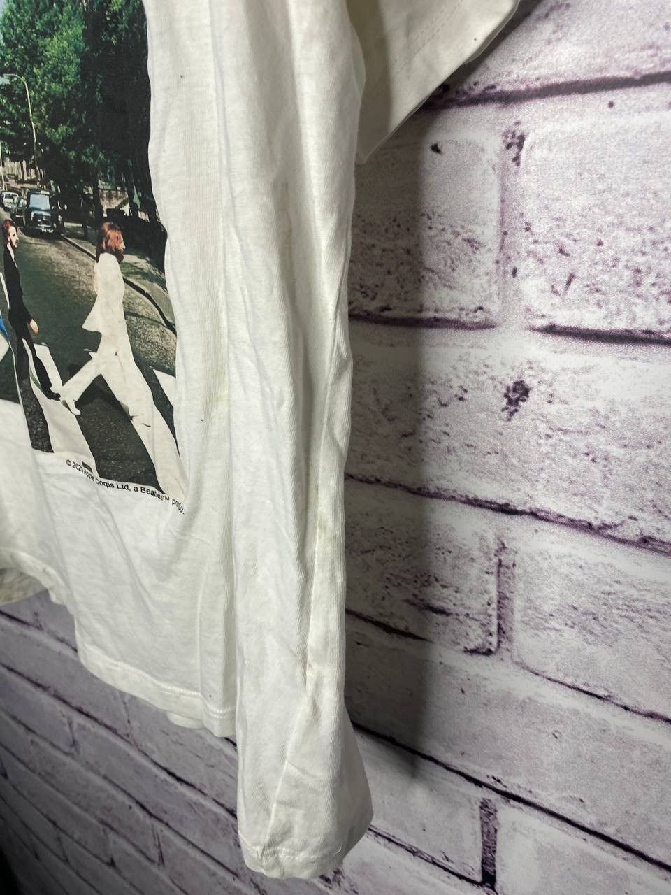 Band Tees MENS t-shirt Vintage Y2K the Beatles Abbey roads band tees Size US M / EU 48-50 / 2 - 3 Thumbnail