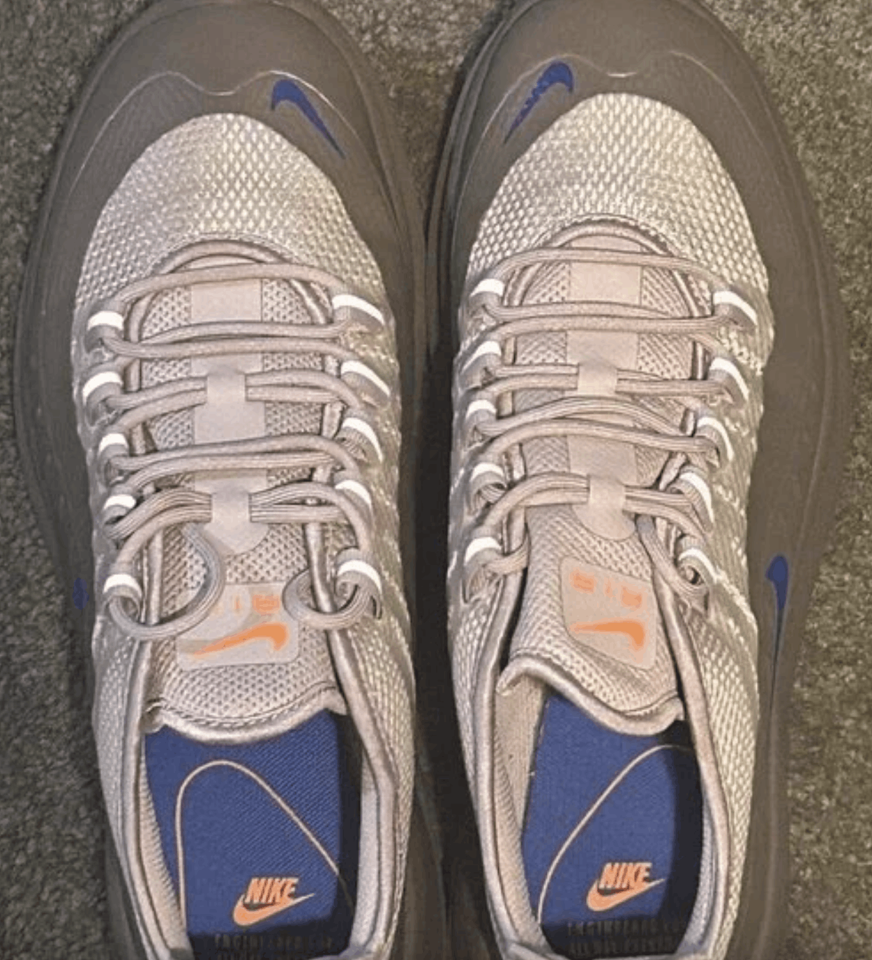 Nike NEW Nike Men's Air Max Axis AA2148-201 Moon Particle Sz 9 Size US 9 / EU 42 - 10 Thumbnail
