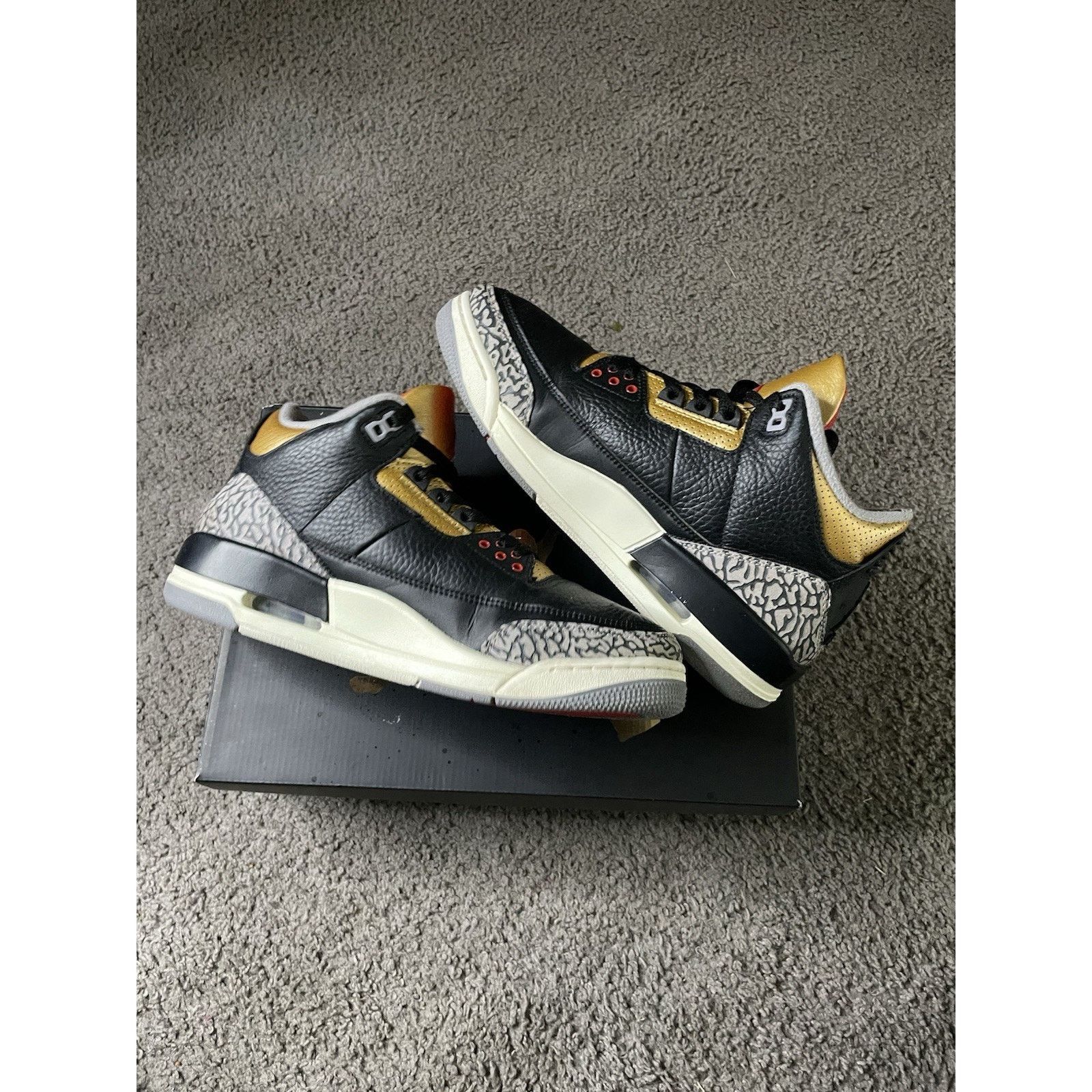 Jordan Brand Size 8.5M - Air Jordan 3 Retro Black Gold 2022 Womens 10 Size US 8.5 / EU 41-42 - 3 Thumbnail