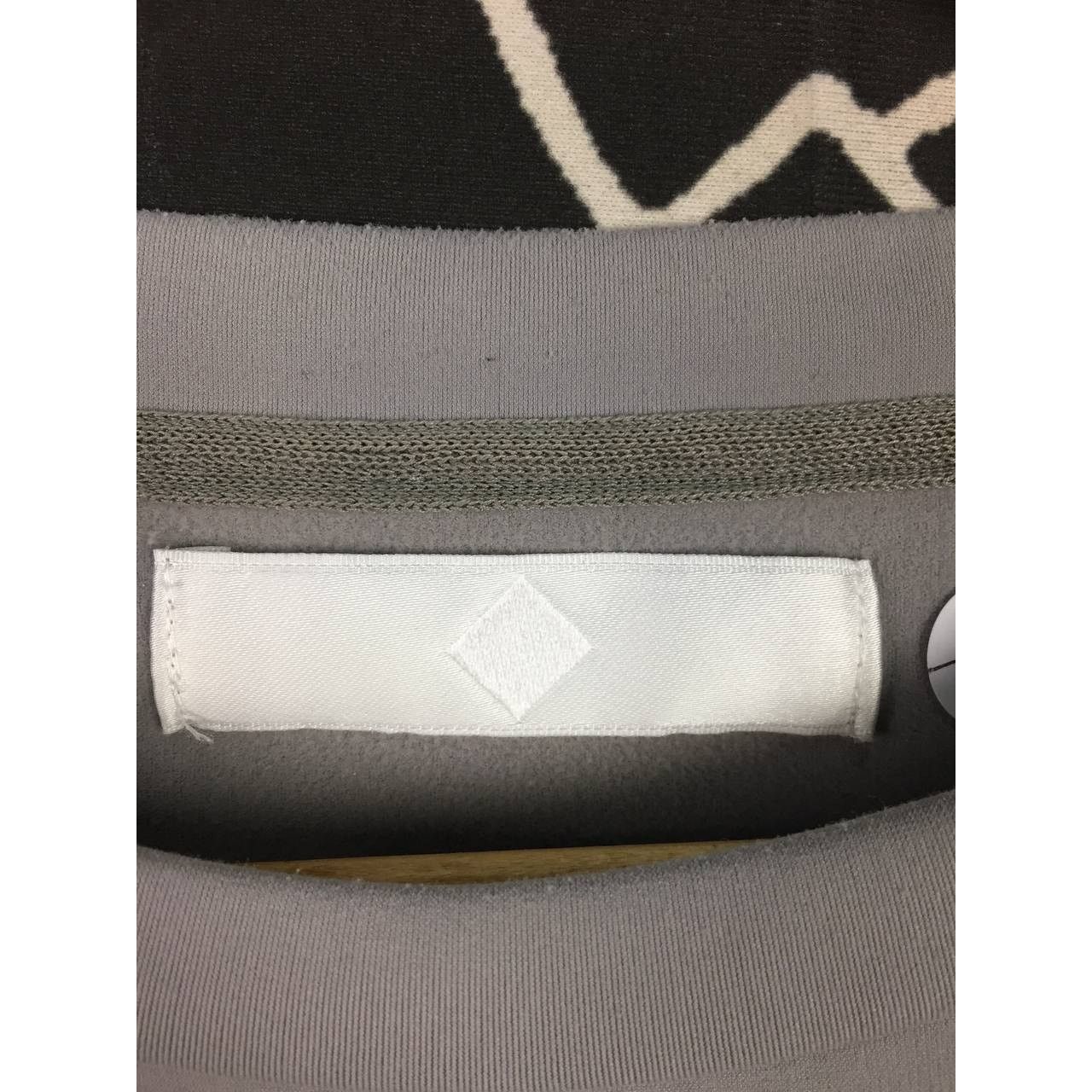 Japanese Brand ETHOSENS Geometric Pattern Cut And Sew Nylon Tee Size US M / EU 48-50 / 2 - 8 Thumbnail