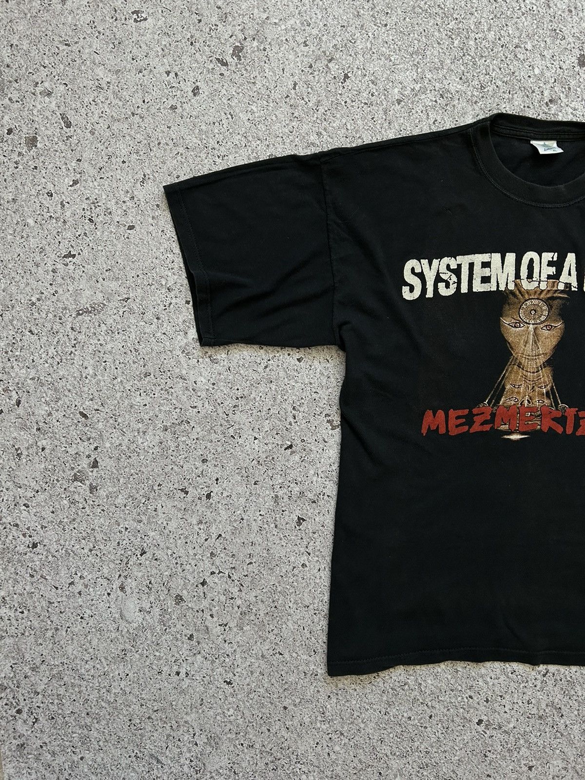 Band Tees × Vintage Vintage 2005 System Of A Down ‘Mezmerize’ T-Shirt Size US XL / EU 56 / 4 - 4 Thumbnail