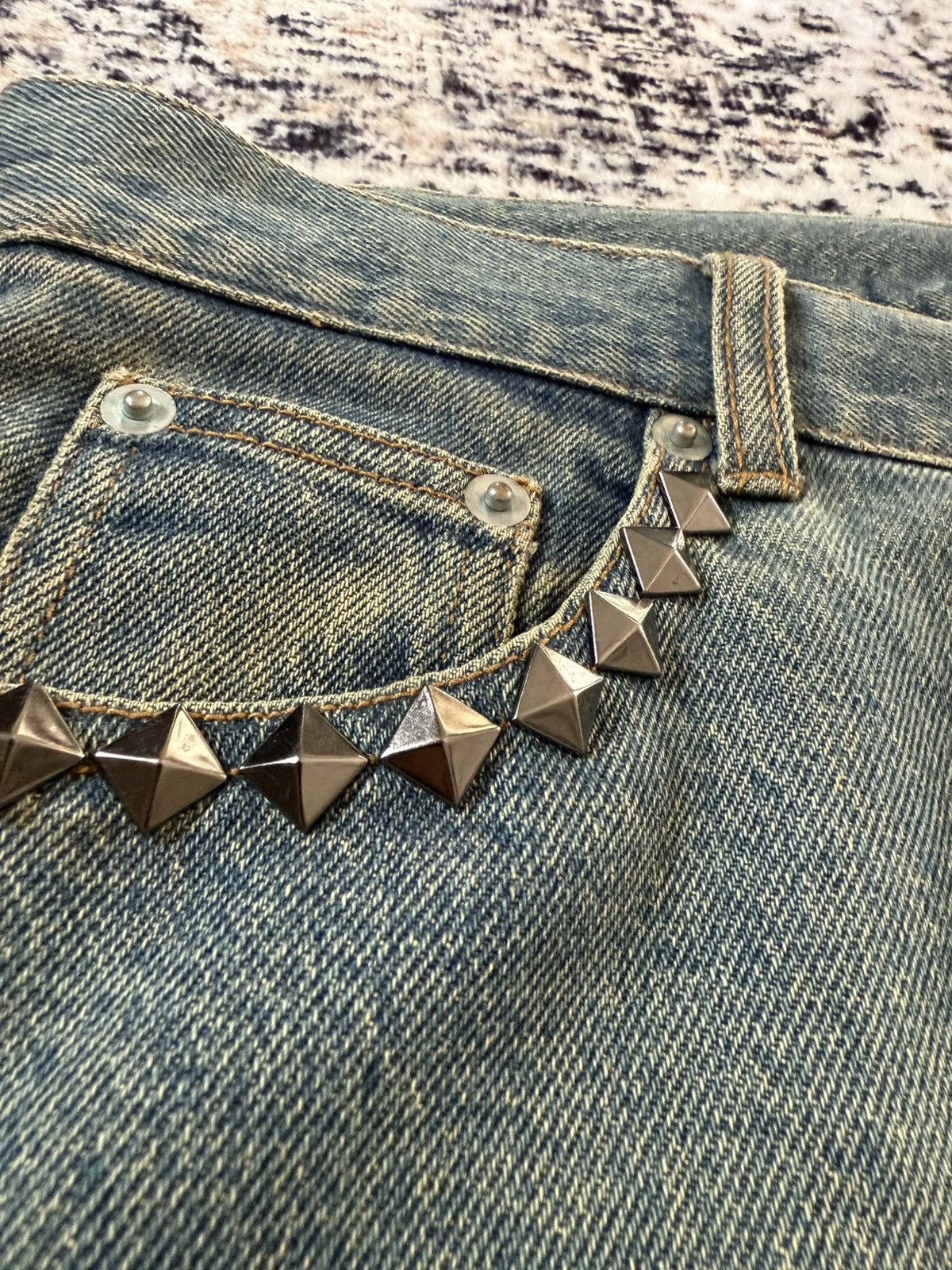If Six Was Nine Livre Claire Japan Muddy Wash Studded Flared Jeans Size US 32 / EU 48 - 6 Thumbnail
