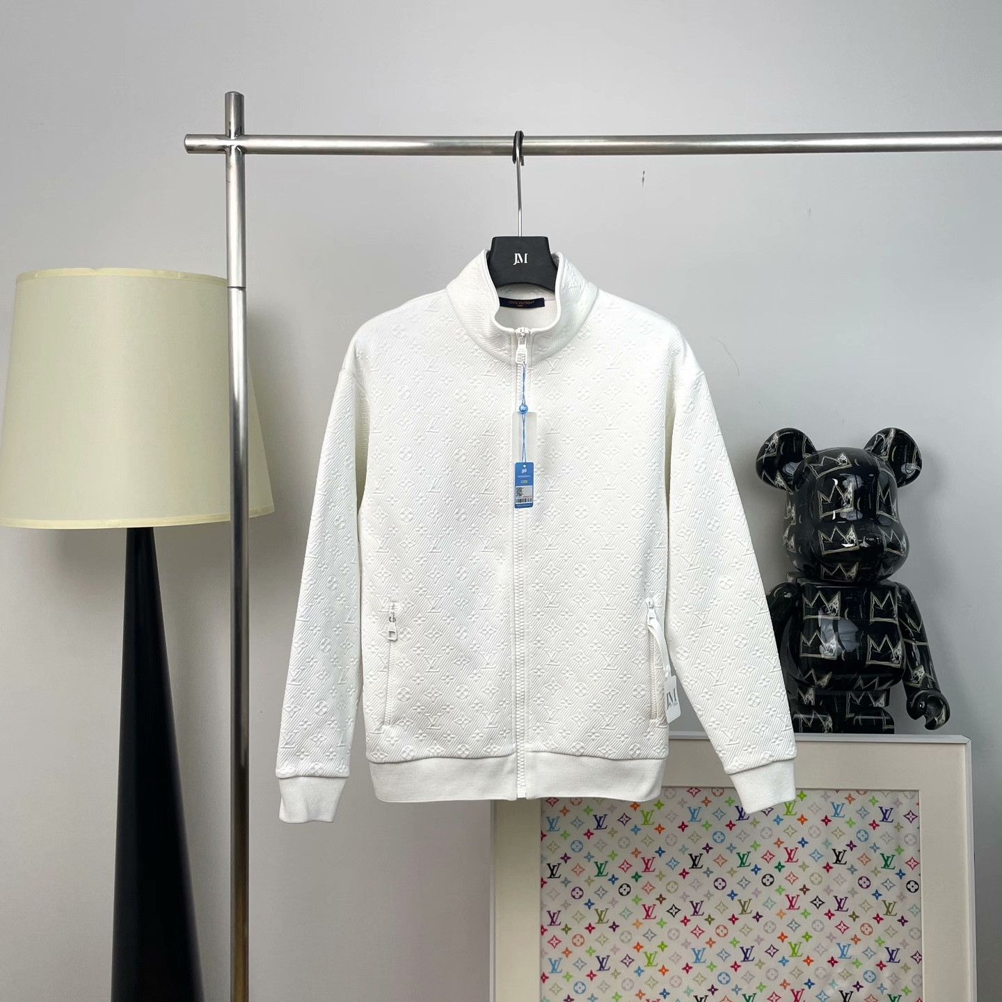 Louis Vuitton Louis Vuitton Casual Light Jacket l Men Size US L / EU 52-54 / 3 - 1 Thumbnail