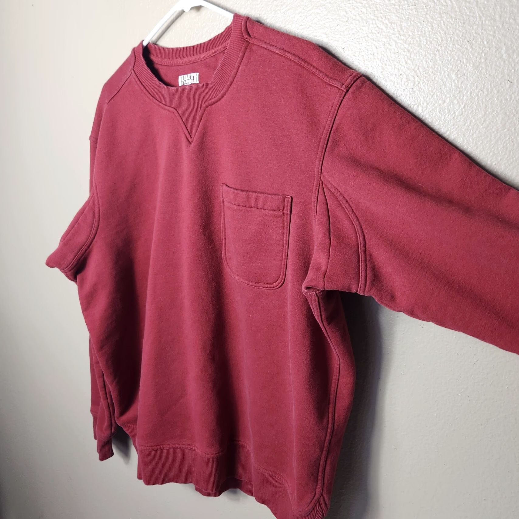 CO Duluth Trading Co Mens Red Souped-Up Sweats LS Crew w/ Pocket-Size XL Sweatshirt Men XL Red Souped-Up Sweats Pocket Size Size US XL / EU 56 / 4 - 7 Thumbnail