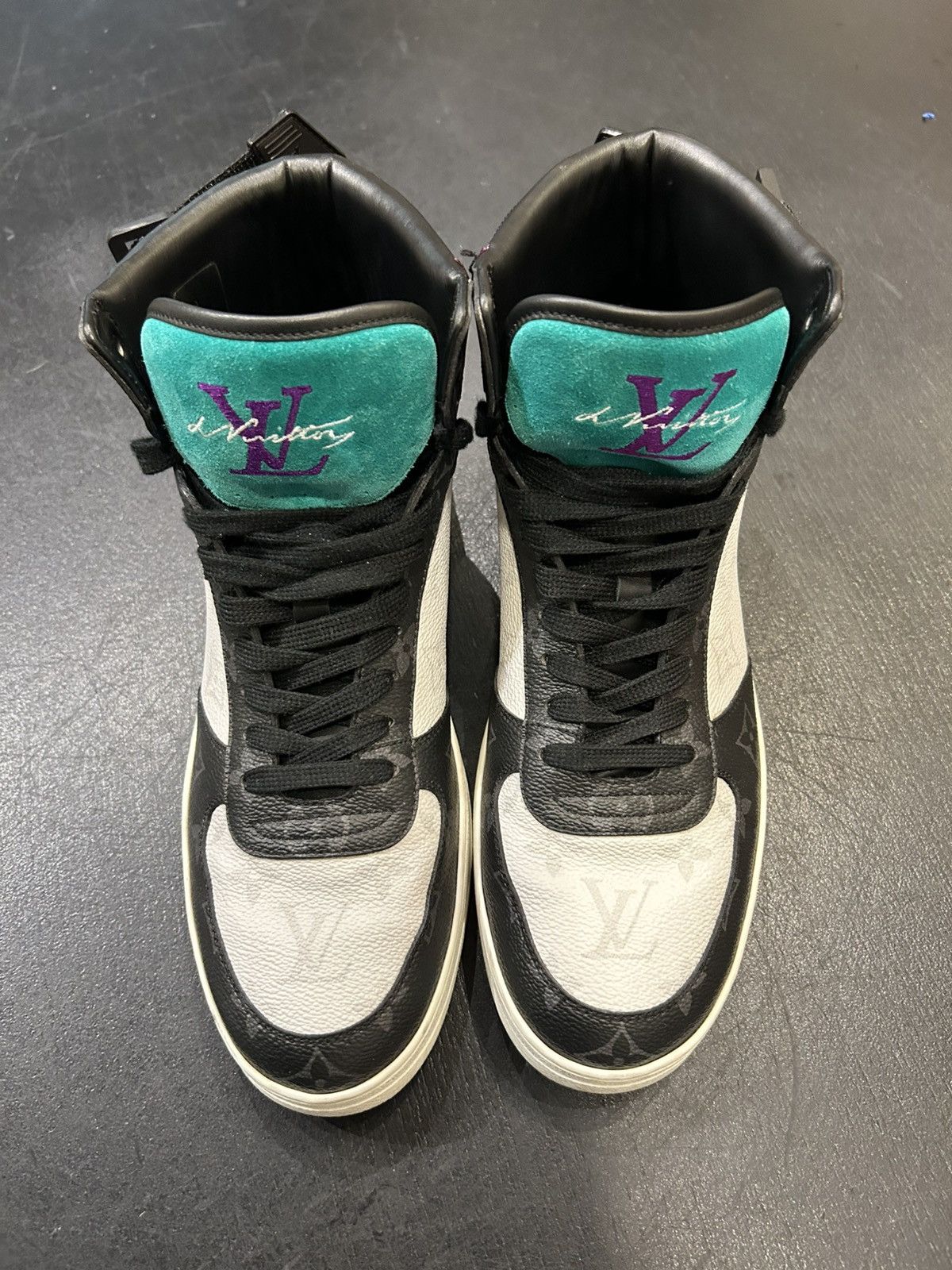 Louis Vuitton Louis Vuitton Monogram High Top Sneakers Size US 7 / EU 40 - 6 Thumbnail