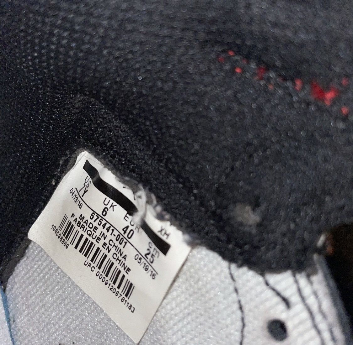Jordan Brand Jordan 1 Bred 2016 Size 7Y Size US 7 / EU 40 - 3 Thumbnail