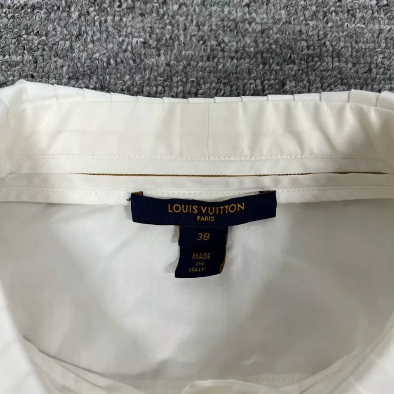 Louis Vuitton Louis Vuitton Lace Collar Shirt 2505-Nextarrow Size XS / US 0-2 / IT 36-38 - 5 Thumbnail