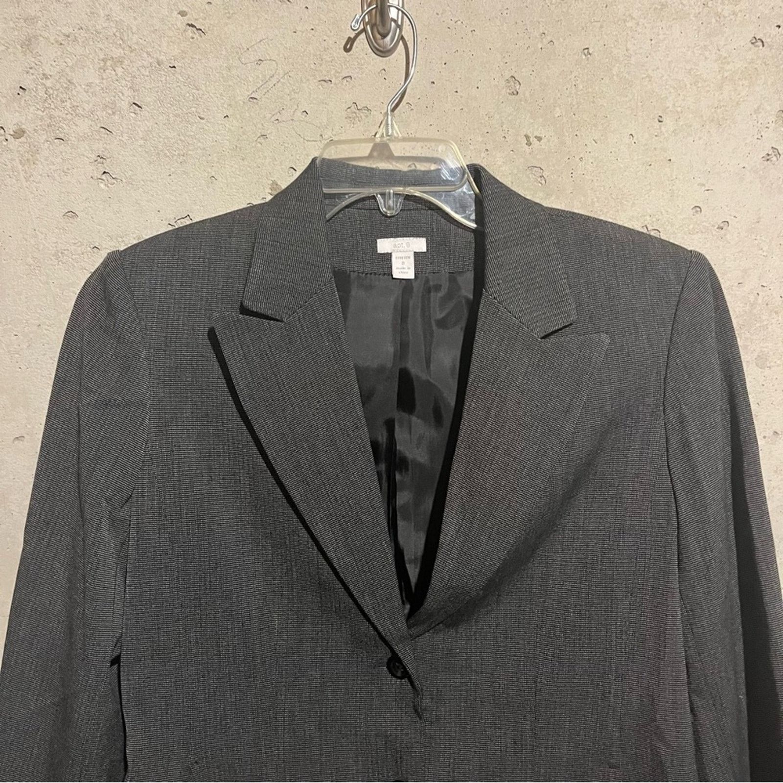 Apt. 9 Apt. 9 Size 8 Stretch Gray 2 Button Long Sleeve Blazer Size M / US 6-8 / IT 42-44 - 9 Thumbnail