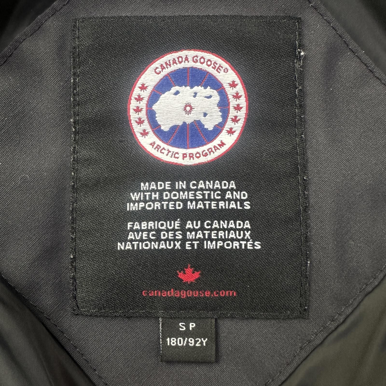 Canada Goose Canada Goose Carson Parka Size S Size US S / EU 44-46 / 1 - 7 Thumbnail