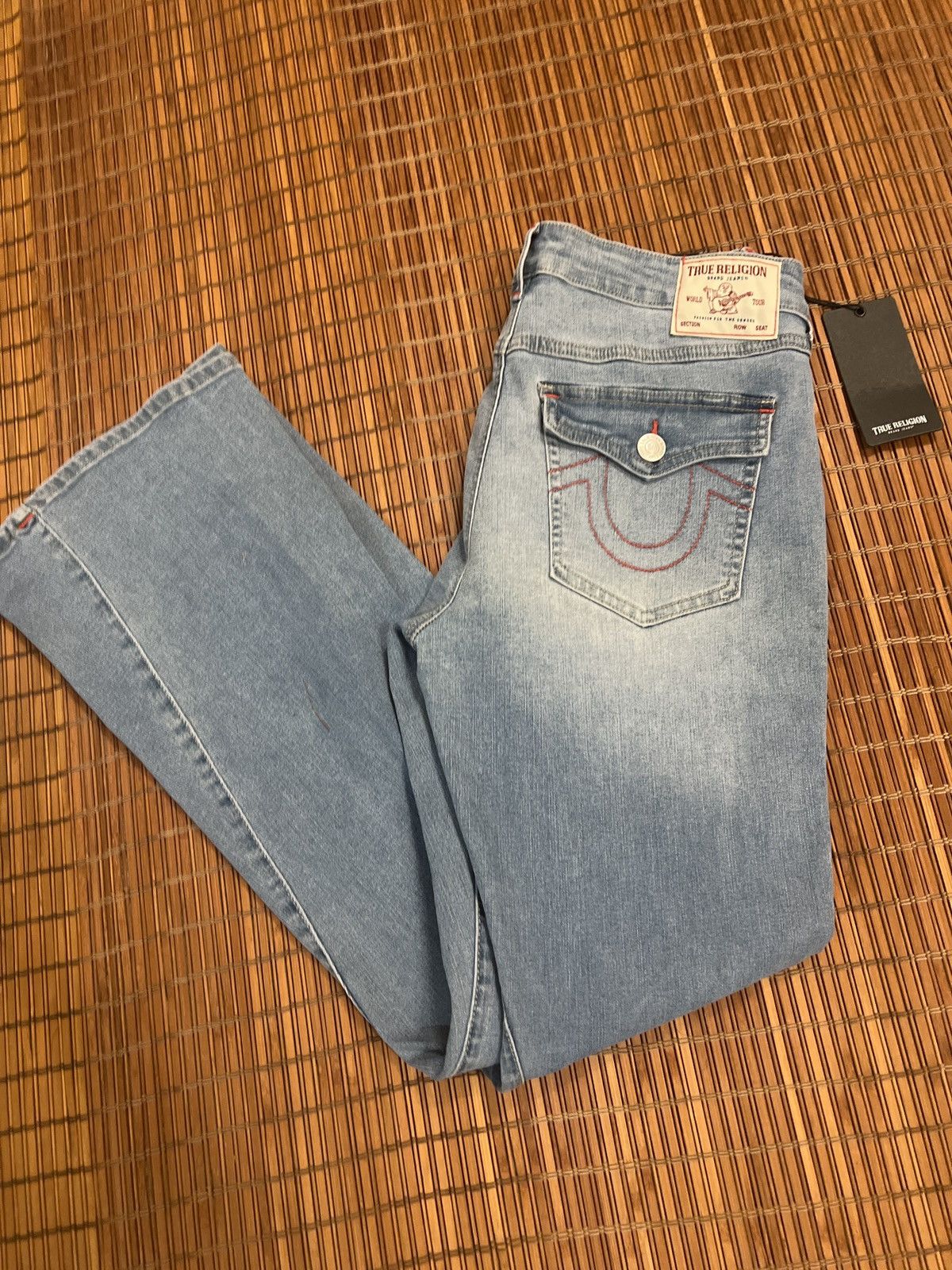 True Religion True religion M fresh wash joey midrise flare denim jean Size 30" / US 8 / IT 44 - 4 Thumbnail