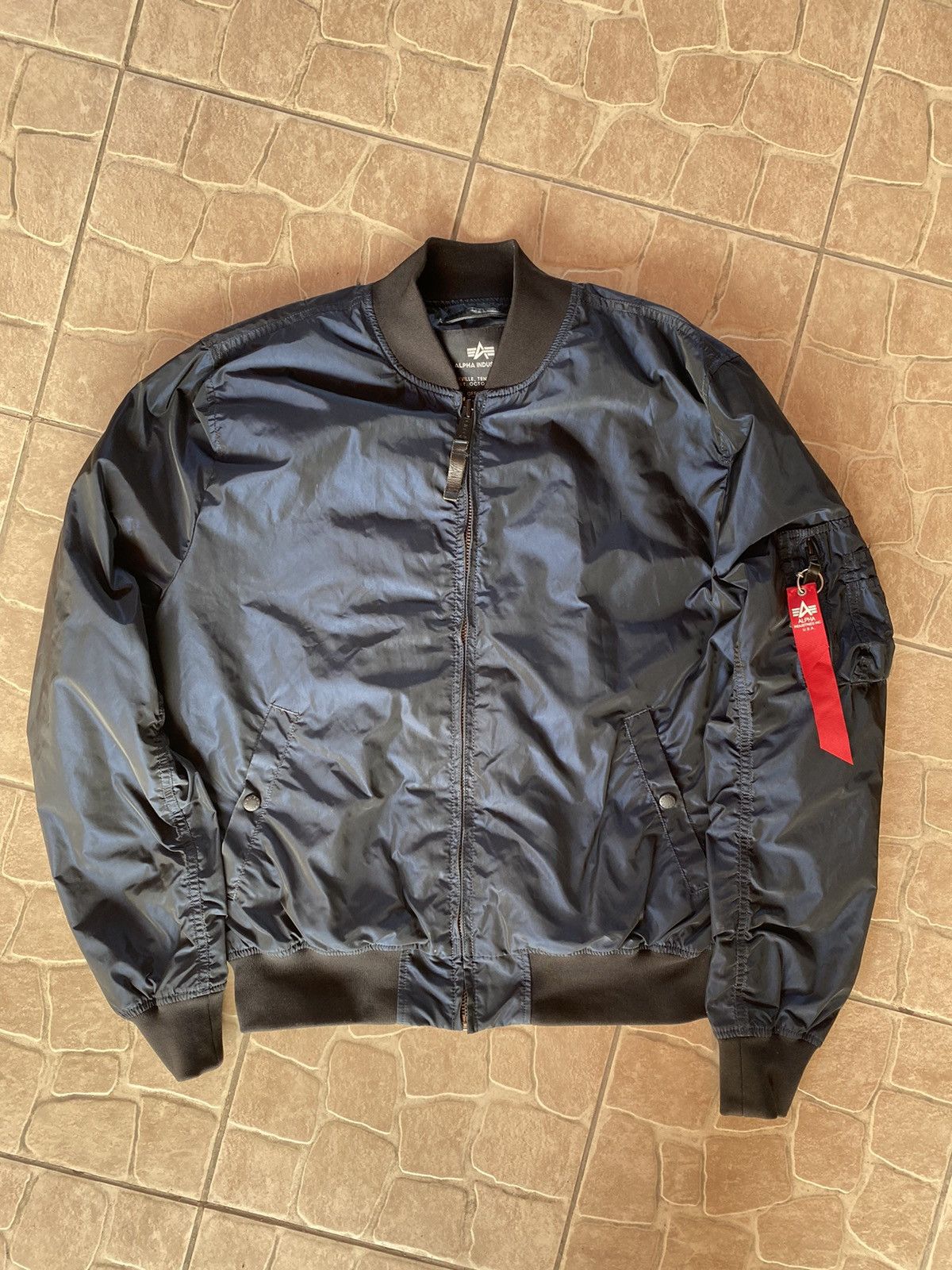 Alpha Industries Navy Nylon MA 1 Alpha Industries bomber lux jacket ...