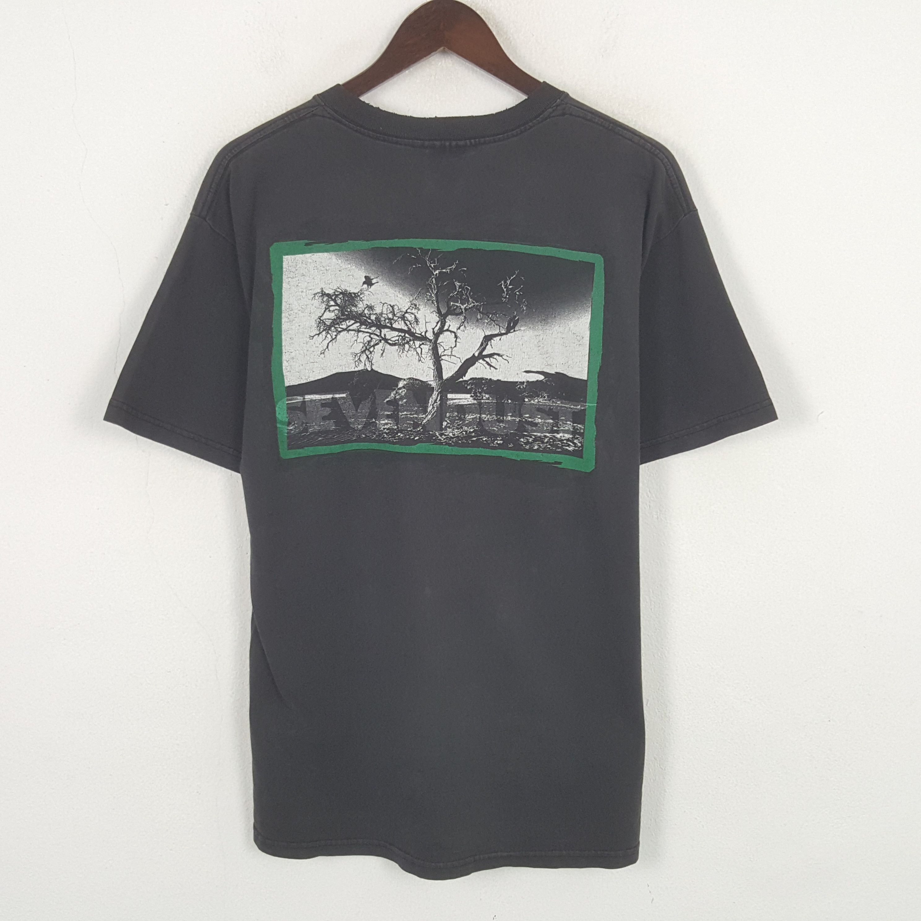Band Tees Vintage Sevedust Rock Band Tshirt Size US L / EU 52-54 / 3 - 3 Thumbnail