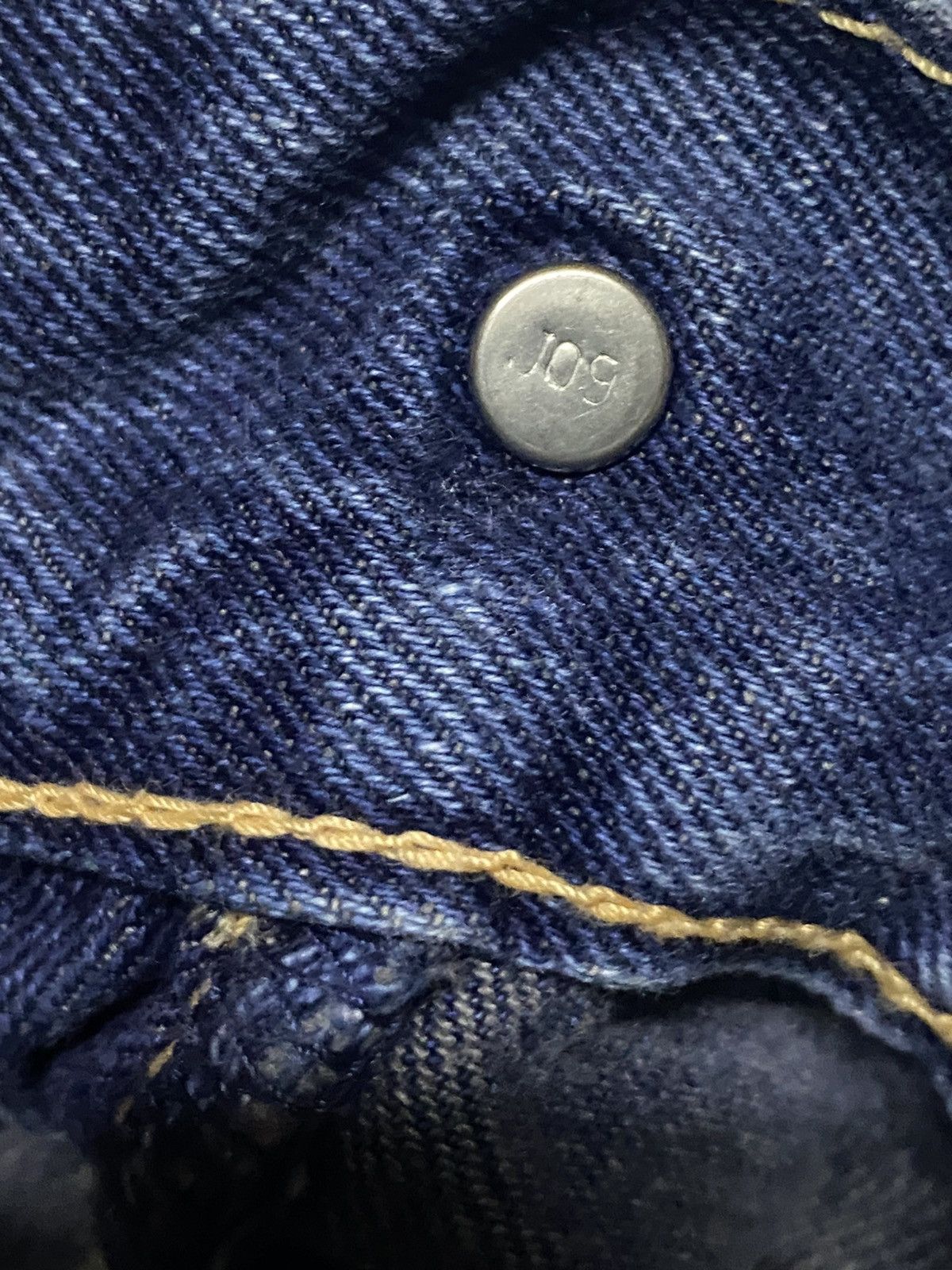 Levi's Levis 902 Blue Wash Ripped Baggy Jeans Size US 31 - 13 Thumbnail