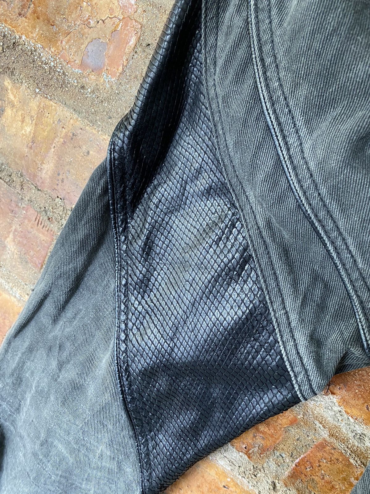 5351 POUR LES HOMMES Vtg 5351 Pour Les Hommes Snake leather flare wash pants Size US 31 - 18 Thumbnail