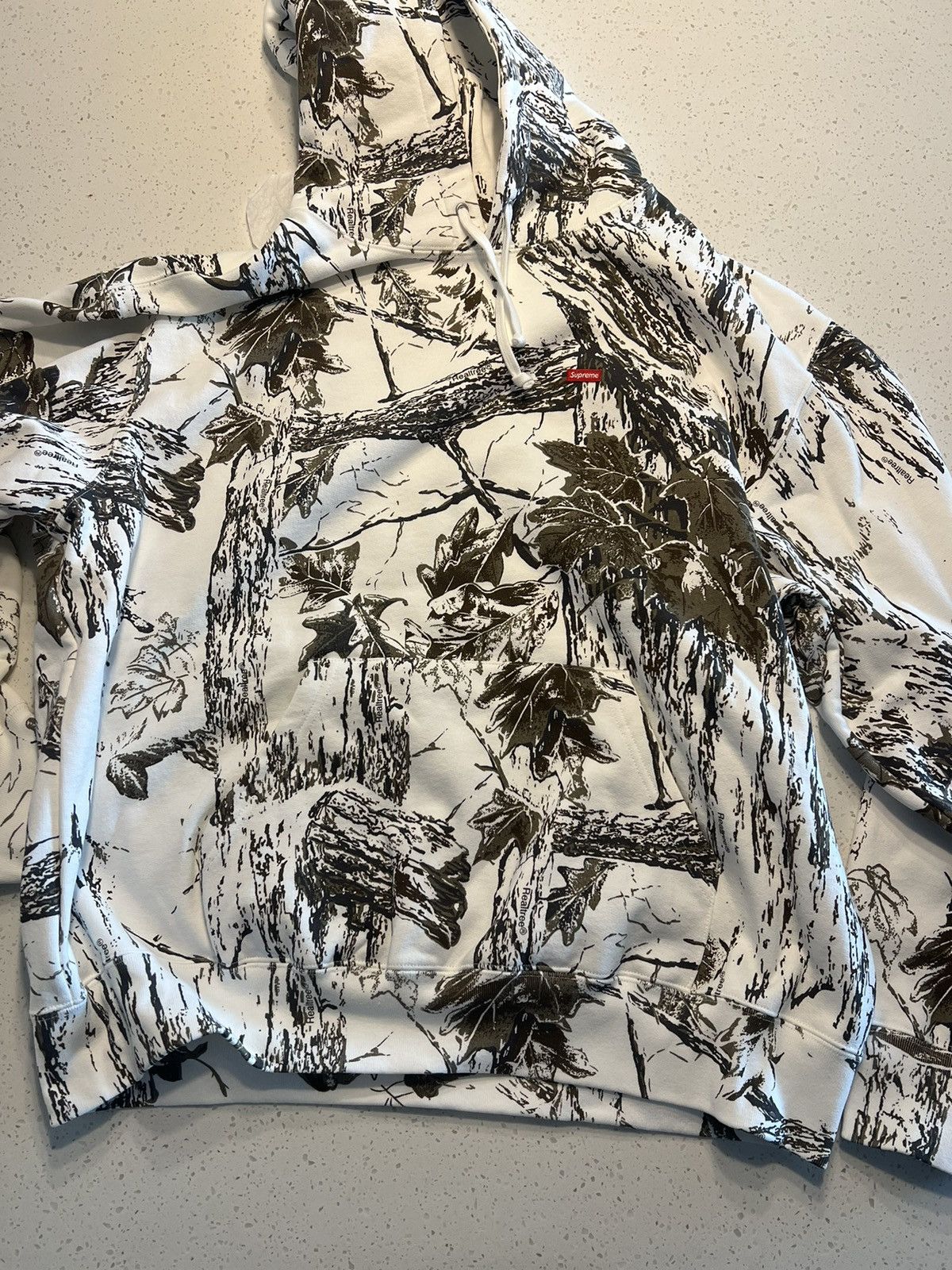 Supreme Supreme Small BoxLogo Hooded Sweatshirt Snow Camo Large SS24 Size US L / EU 52-54 / 3 - 3 Thumbnail