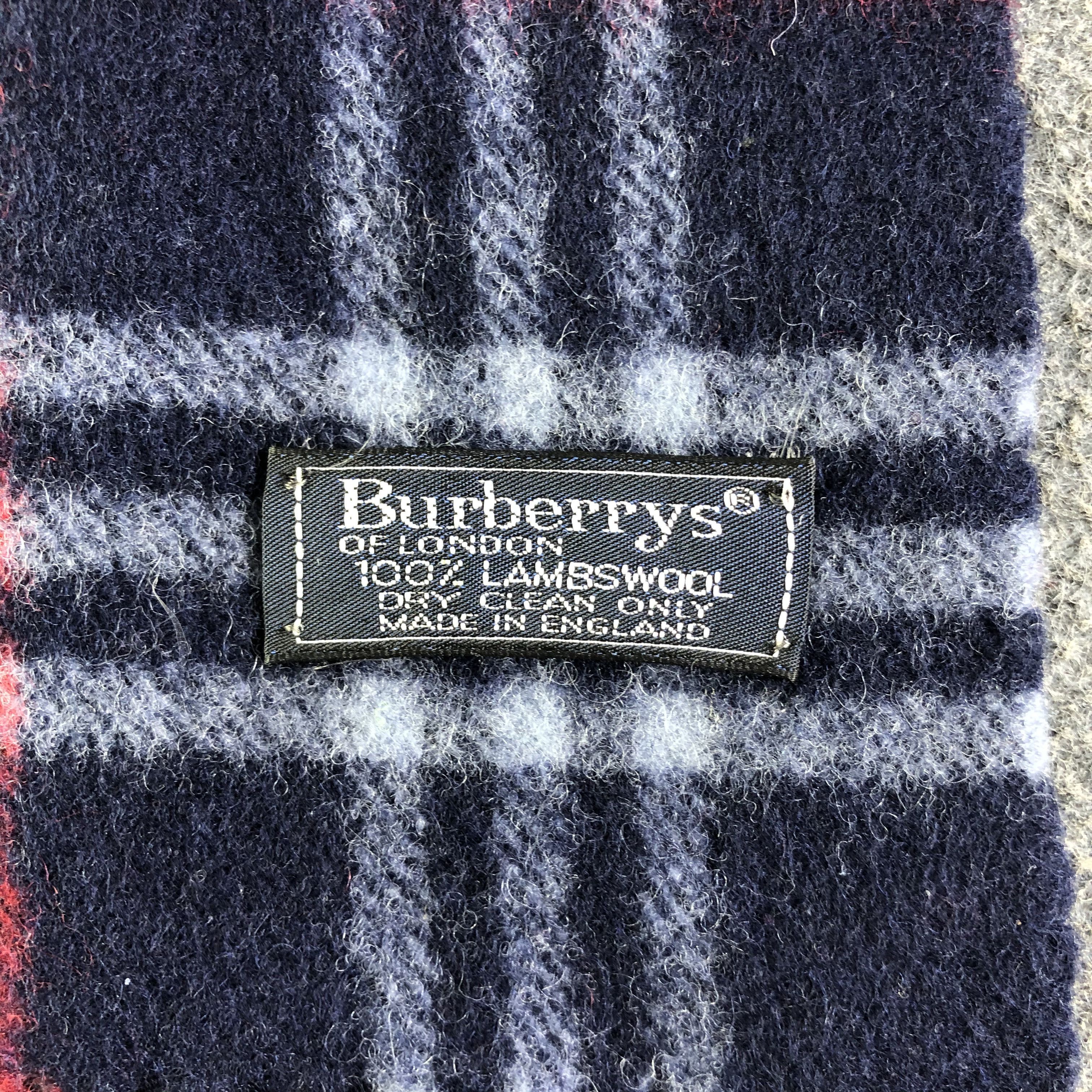 Burberry Burberrys Scarf / Muffler / Neckwear Size ONE SIZE - 2 Thumbnail