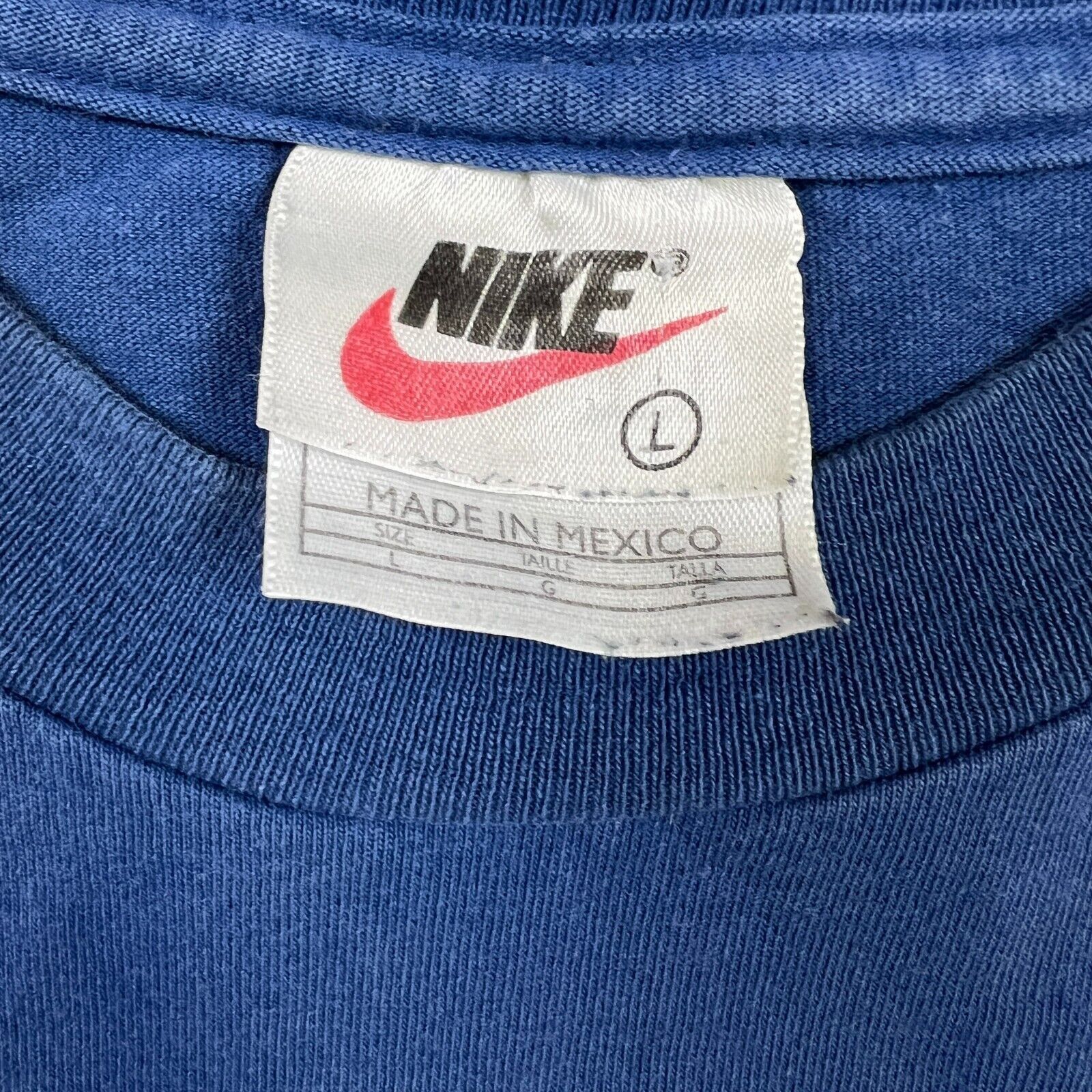 Nike × Vintage Vintage 90s Nike T Shirt Sportswear Swoosh Short Sleeve Tee Size US L / EU 52-54 / 3 - 6 Thumbnail