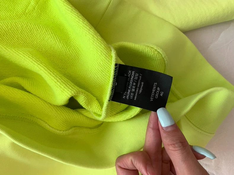 Vetements Vetements Sweatshirt Size US S / EU 44-46 / 1 - 4 Thumbnail