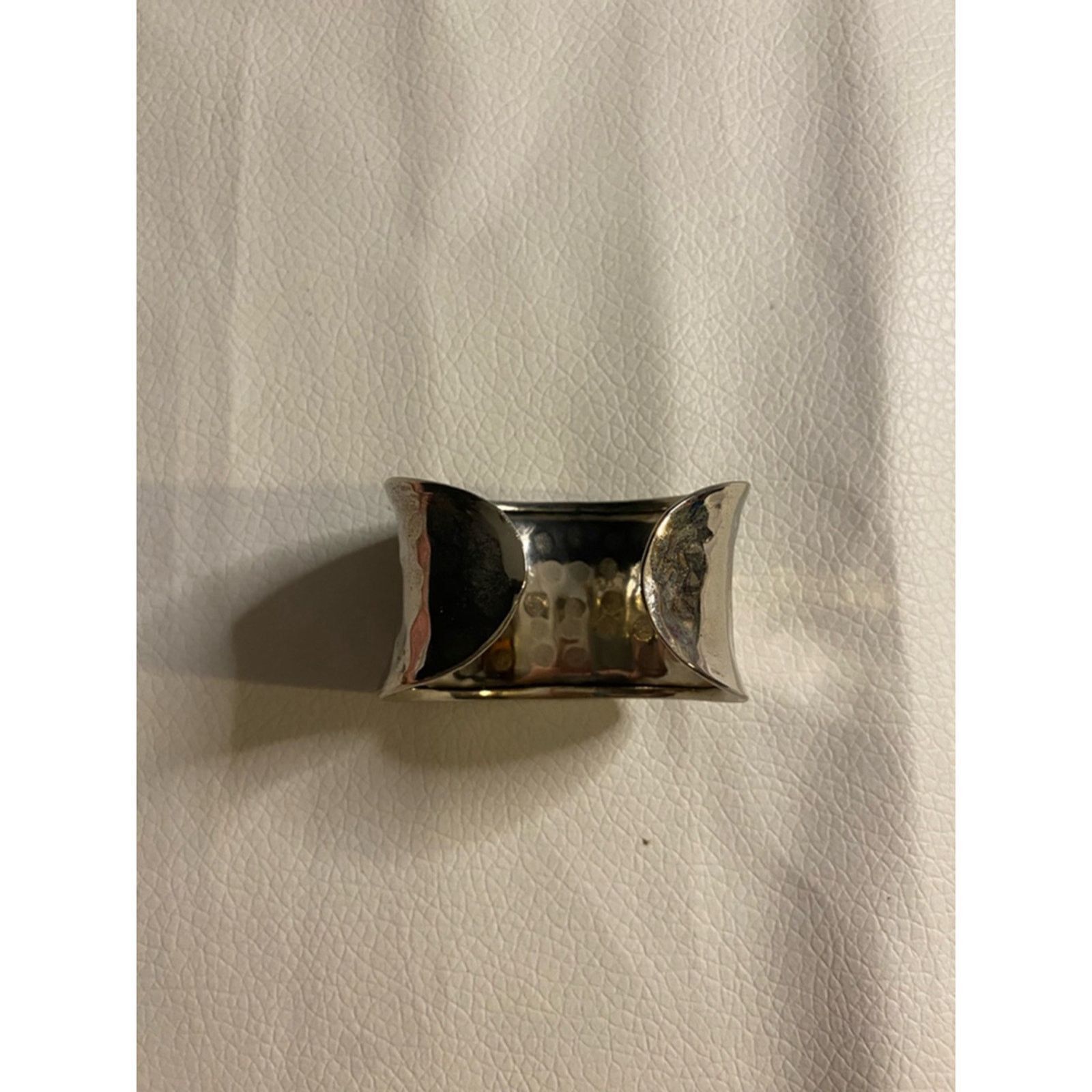 Other Wide Hammered Silver Tone Cuff Bracelet Sculpted Statement Size ONE SIZE - 4 Thumbnail